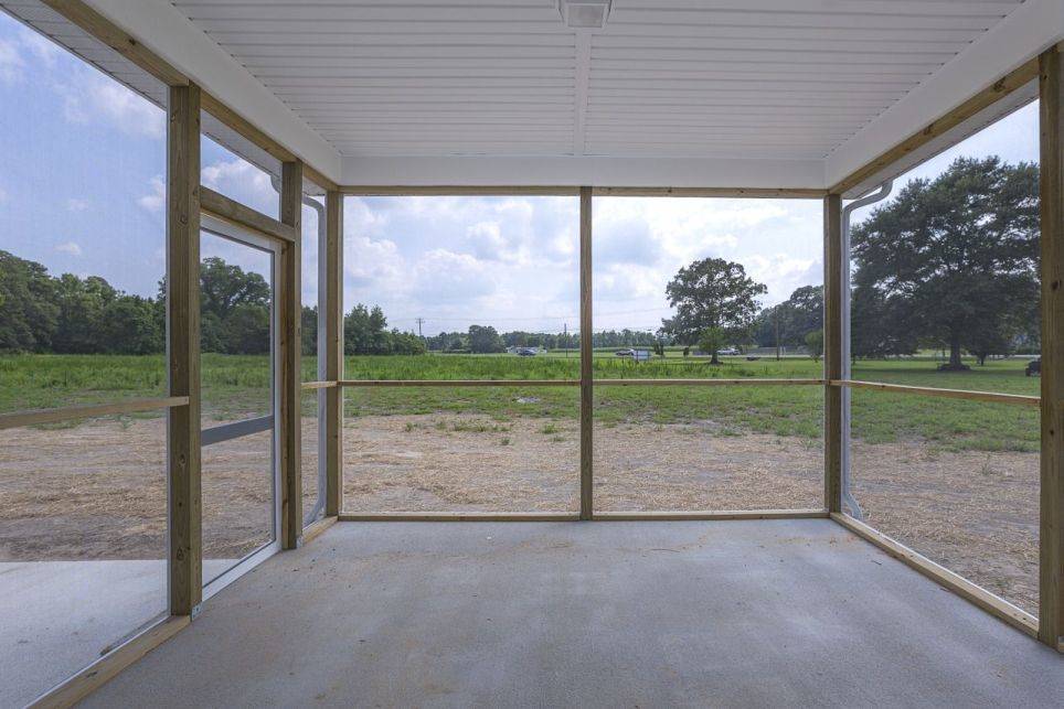 screened porch
