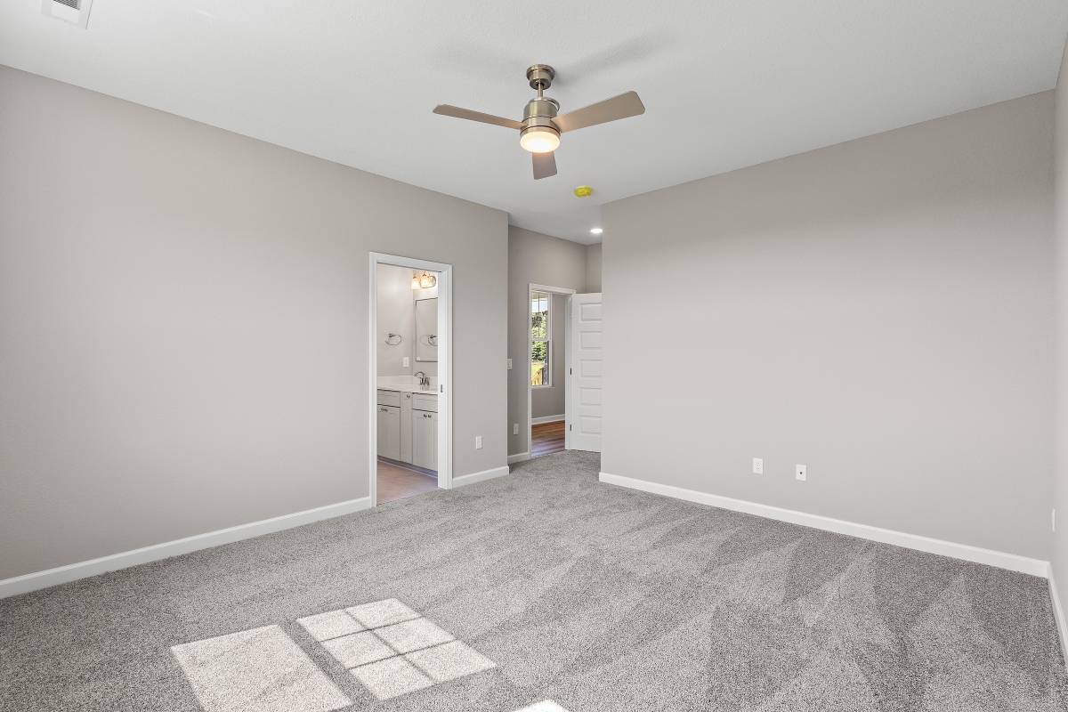 Jack & Jill Bedroom 2
