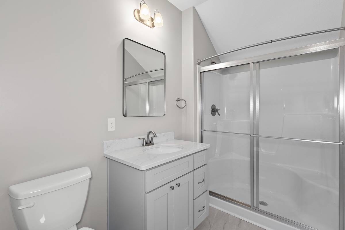 FROG full bathroom with optional glass