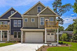 Maple - Old Courthouse Estates: Newport News, Virginia - Custom Homes of Virginia