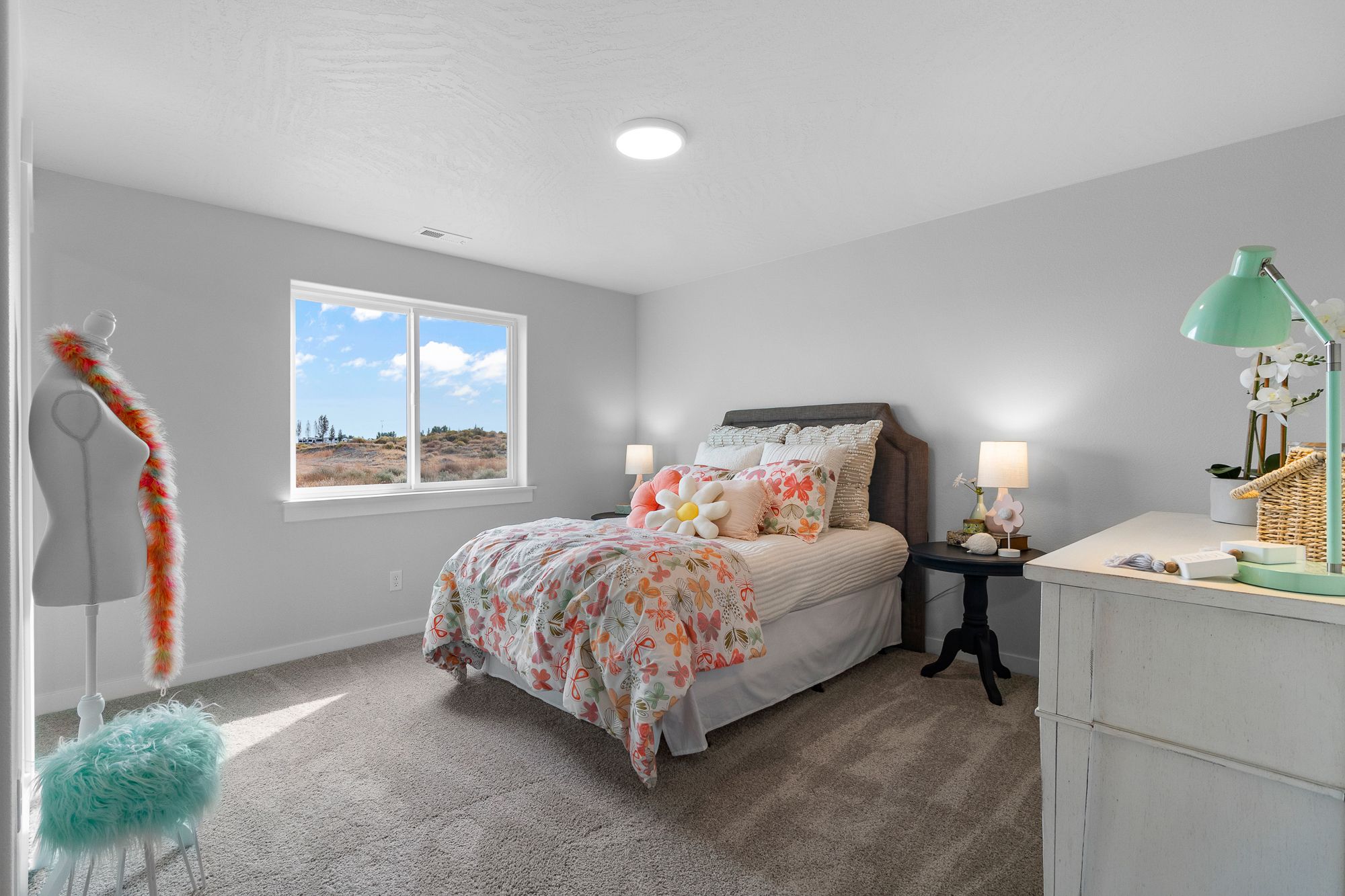 4349 Cove W Dr - (3 of 36)