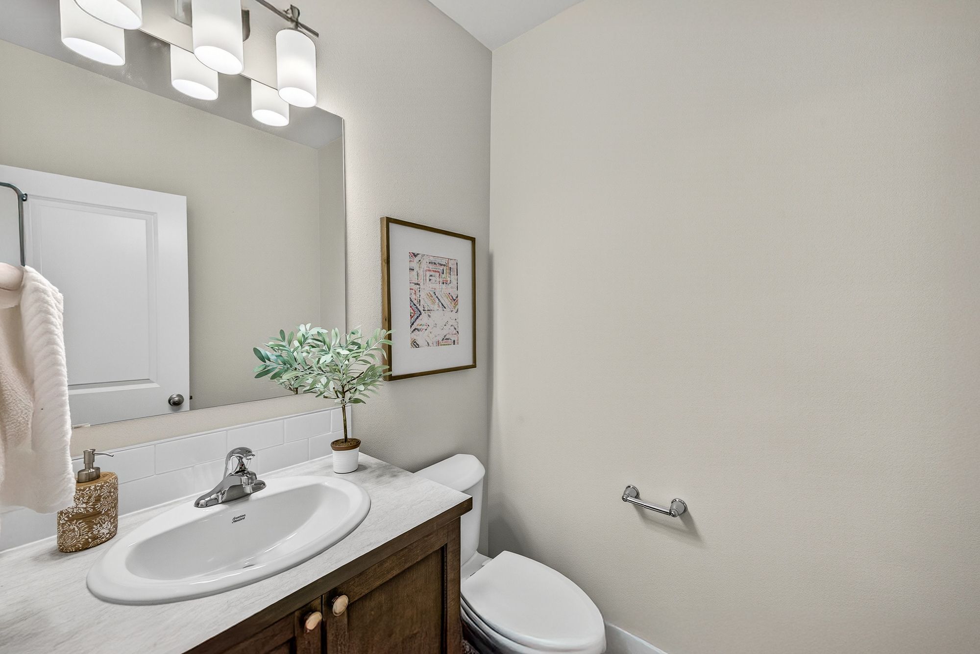 2025_10_17_3451_nw_8th_st_rdm-11