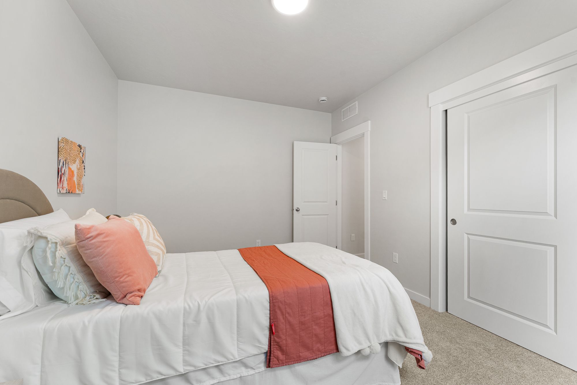 Snowbrush - Bedroom 2.2