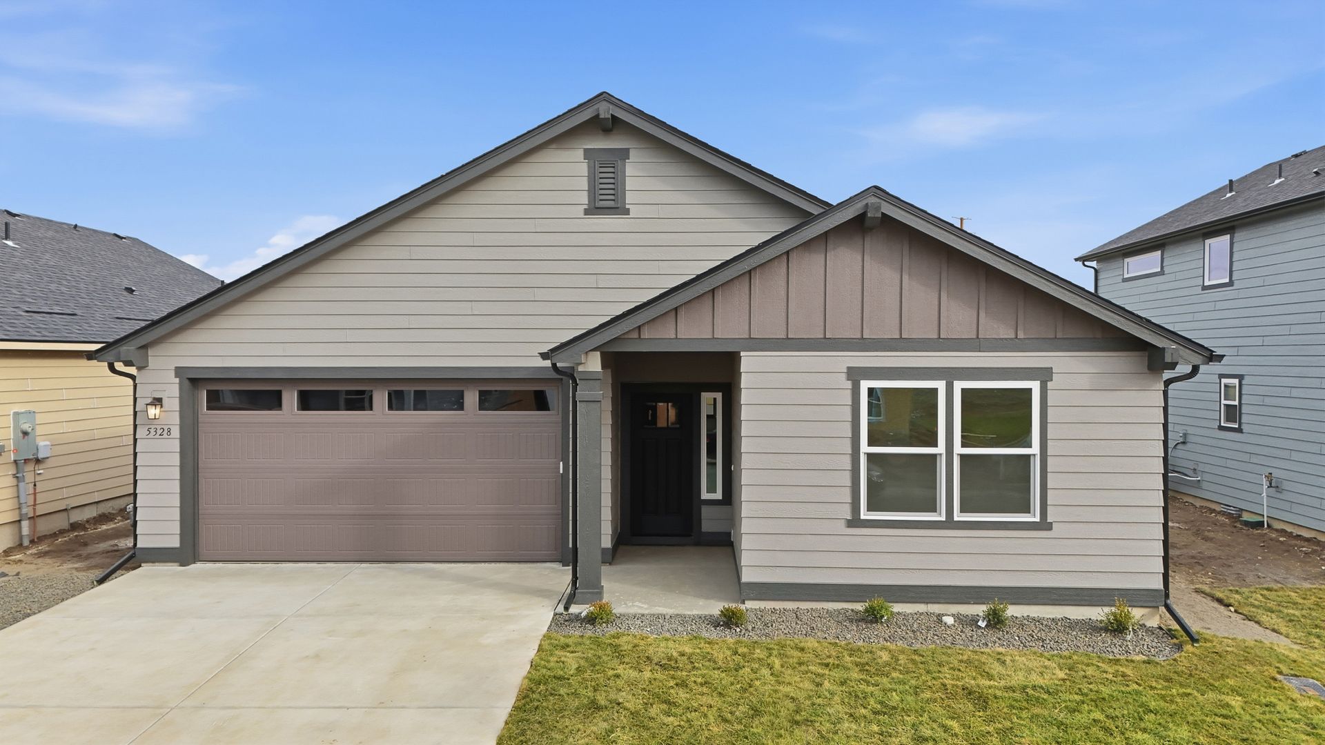 1_5328 n sun beam ln, 11