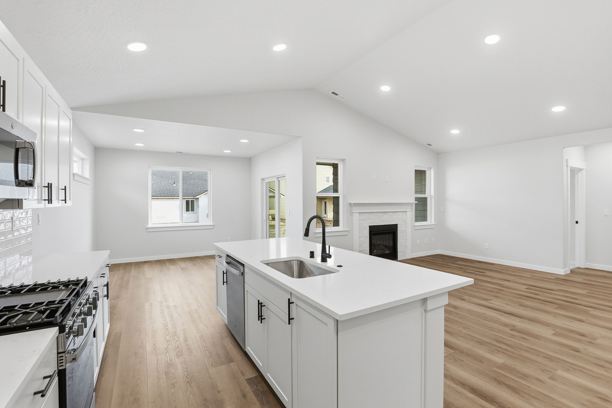 13_5328 n sun beam ln, 11