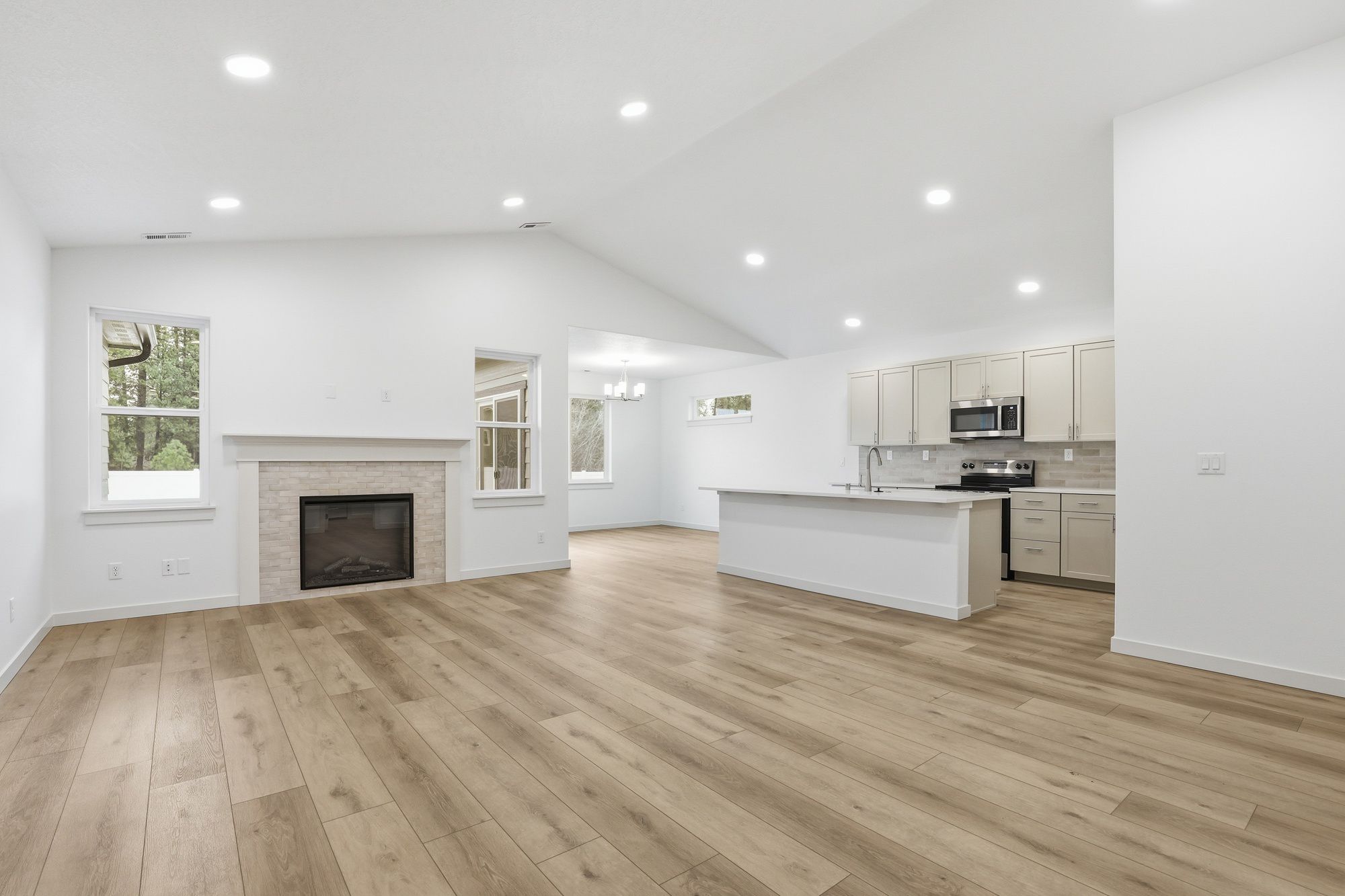 6_317 peach tree ct