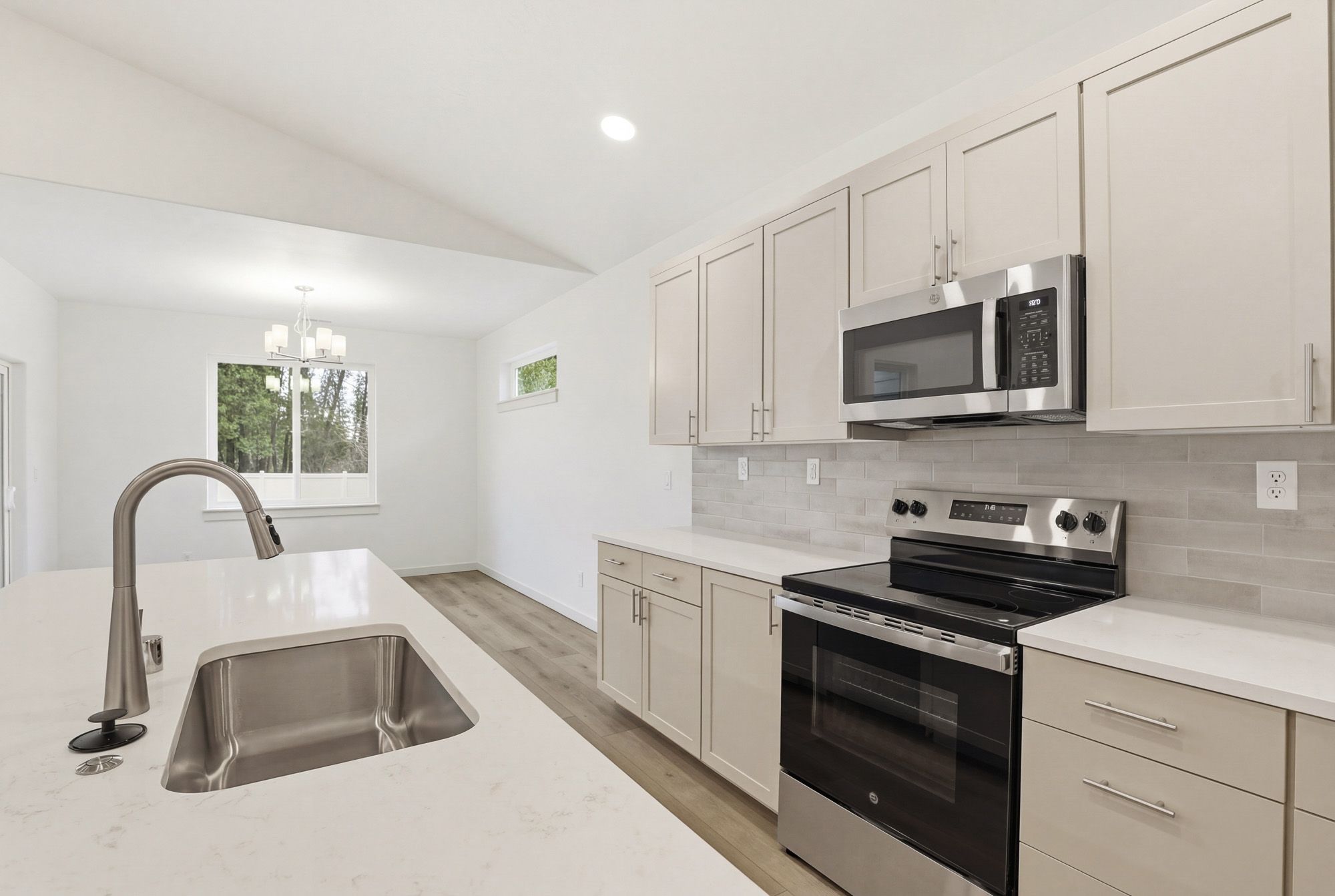 15_317 peach tree ct