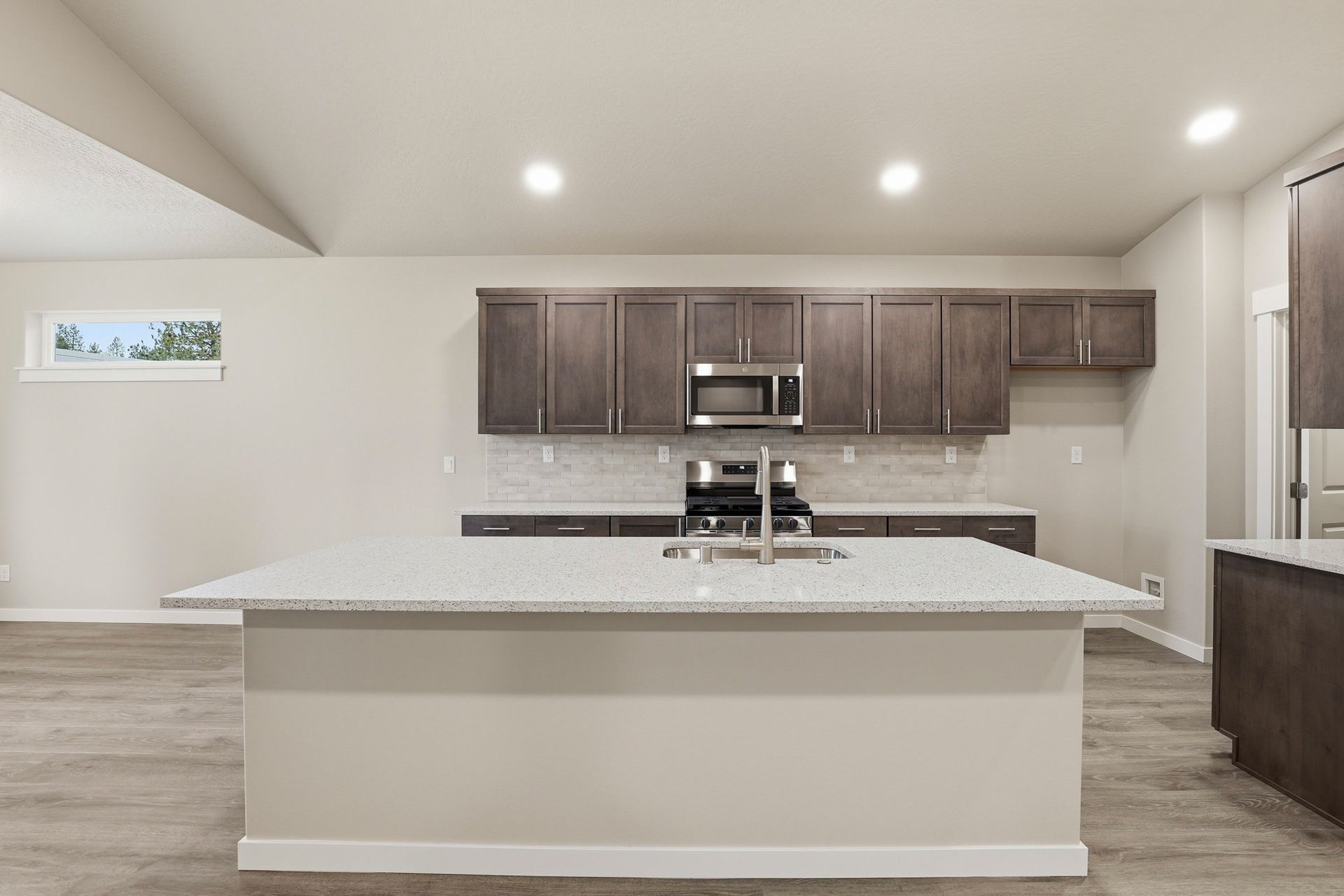 12_5341 n sun beam ln
