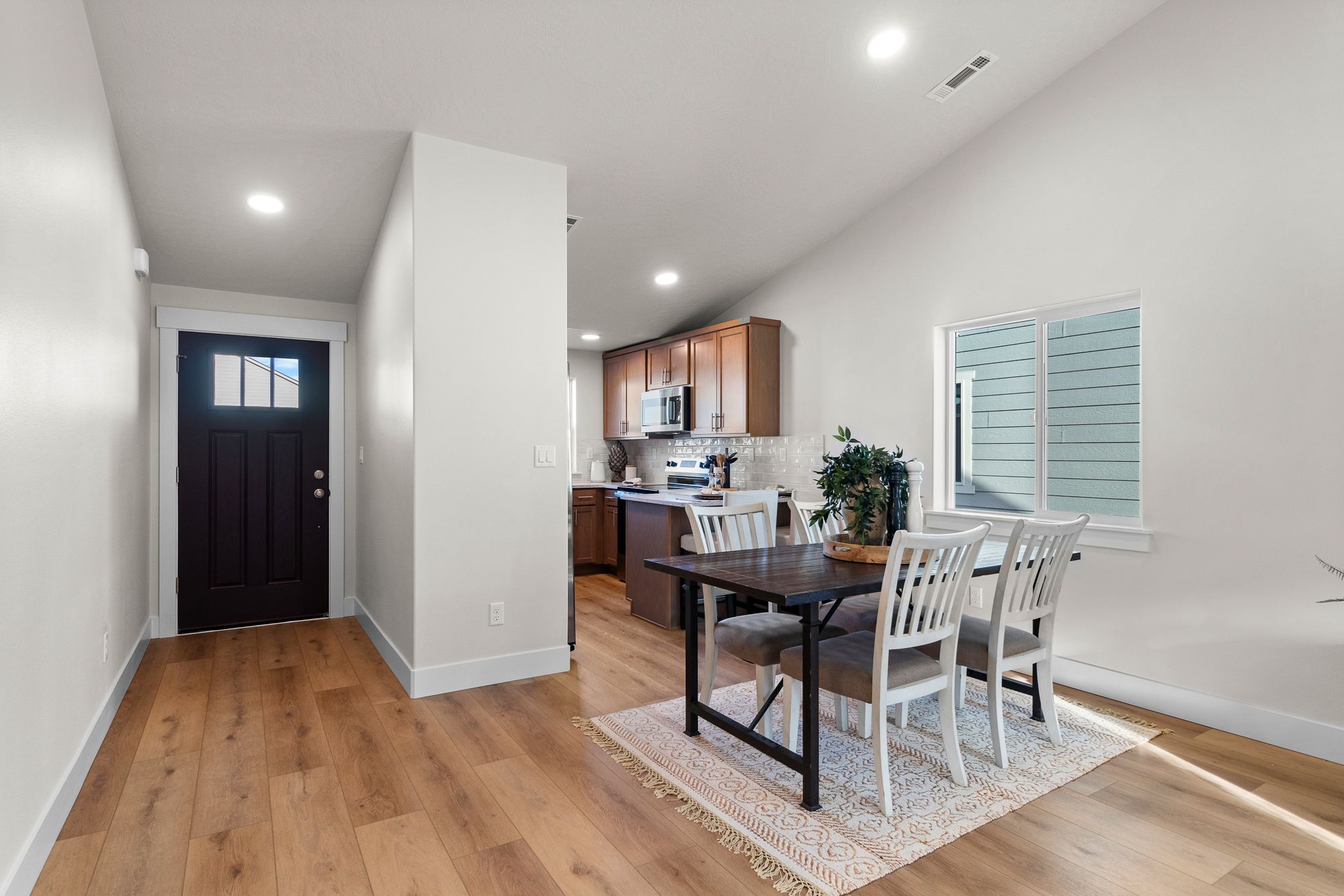 1126 SE Owyn Dr - Print Ready (12 of 29)