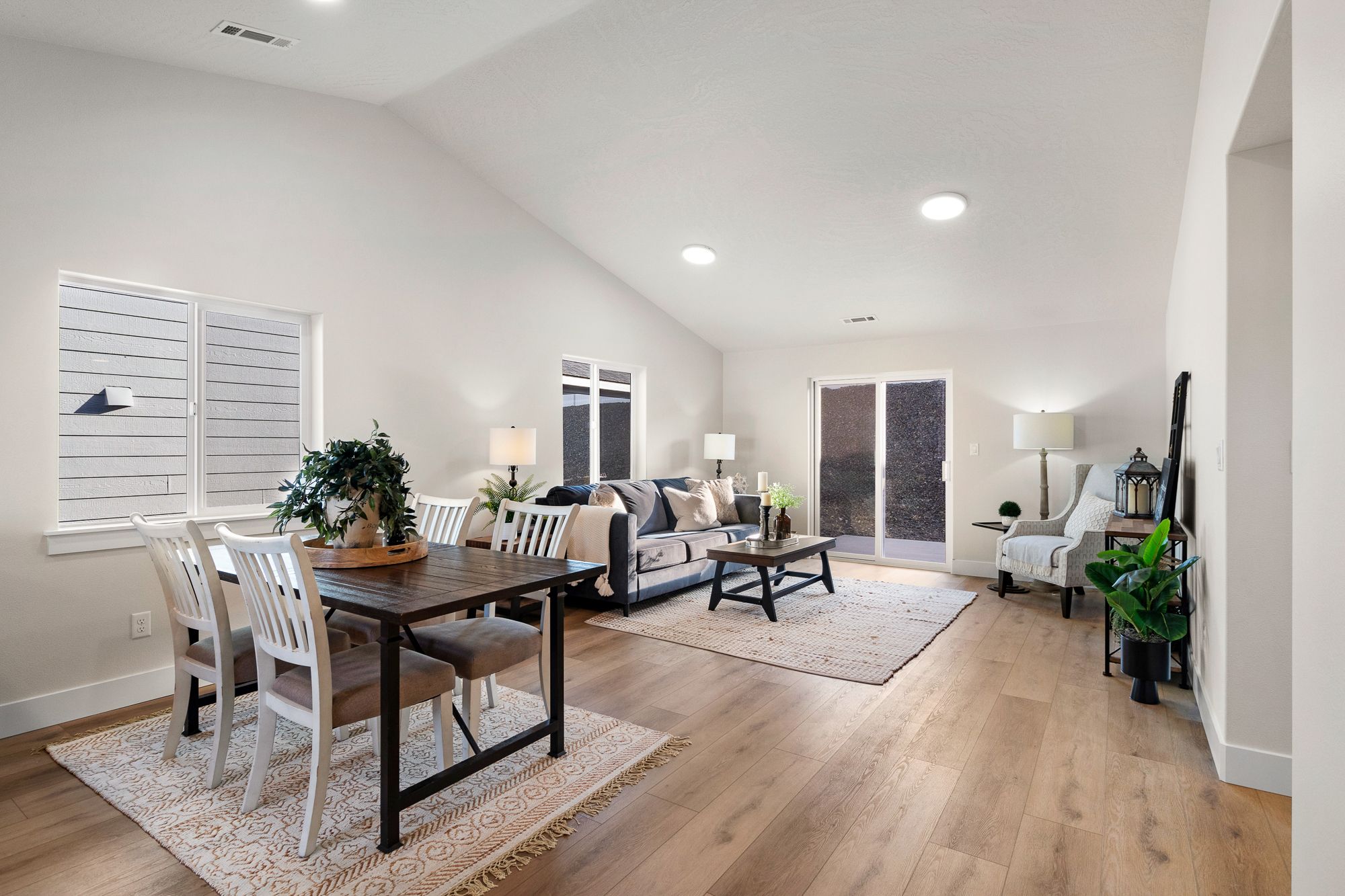 1126 SE Owyn Dr - Print Ready (15 of 29)