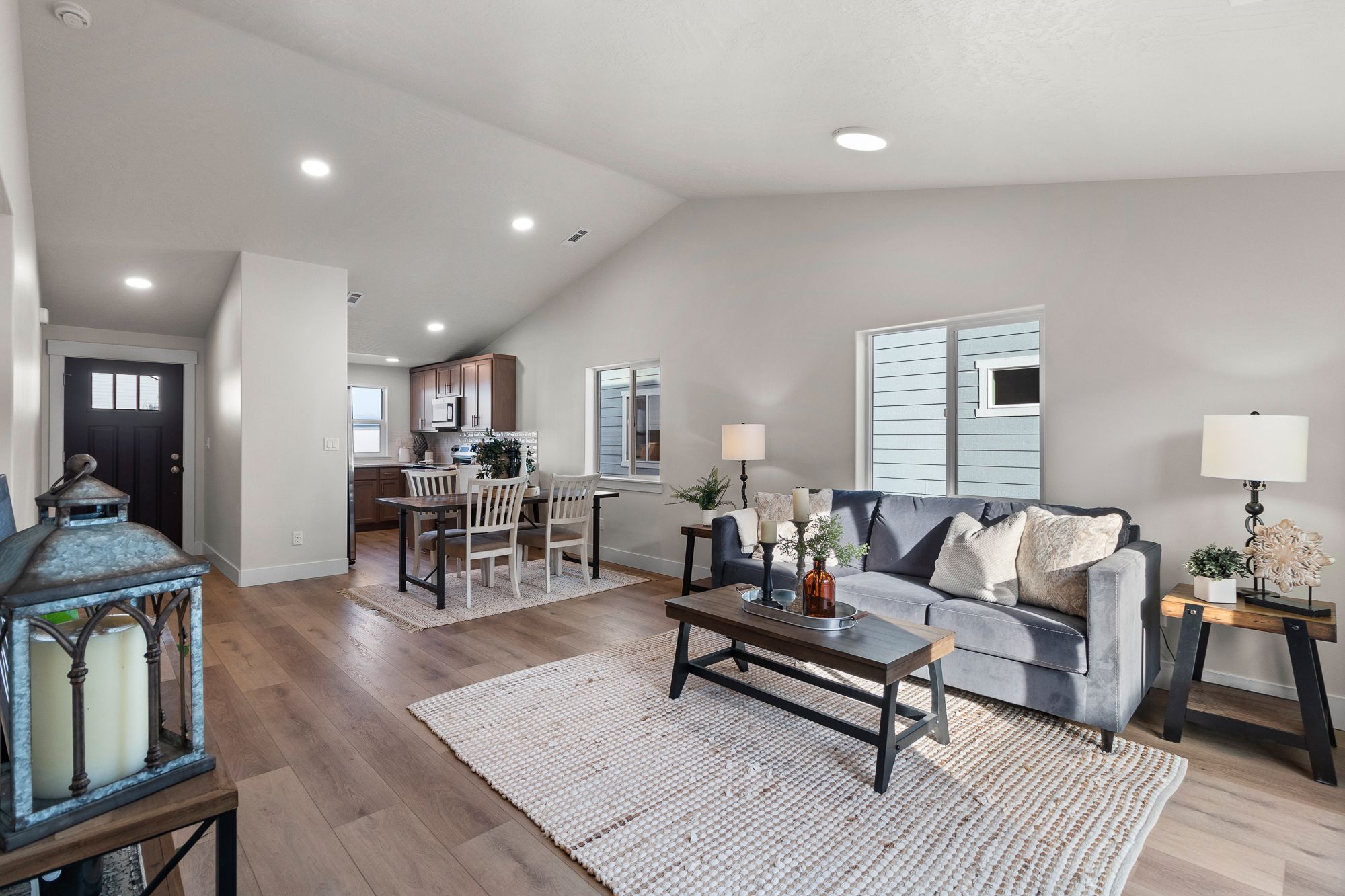 1126 SE Owyn Dr - Print Ready (25 of 29)-Edit
