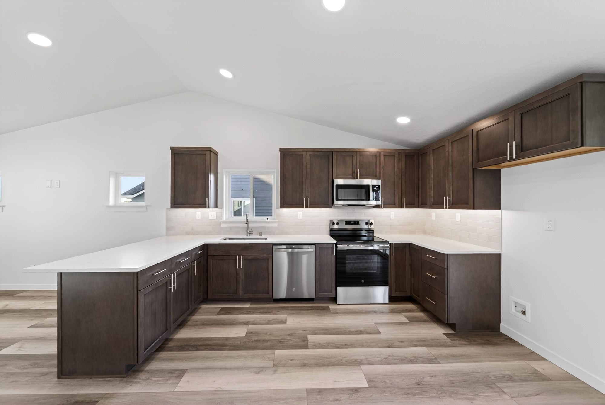 4322 W. Redhead Ave. Interior-4