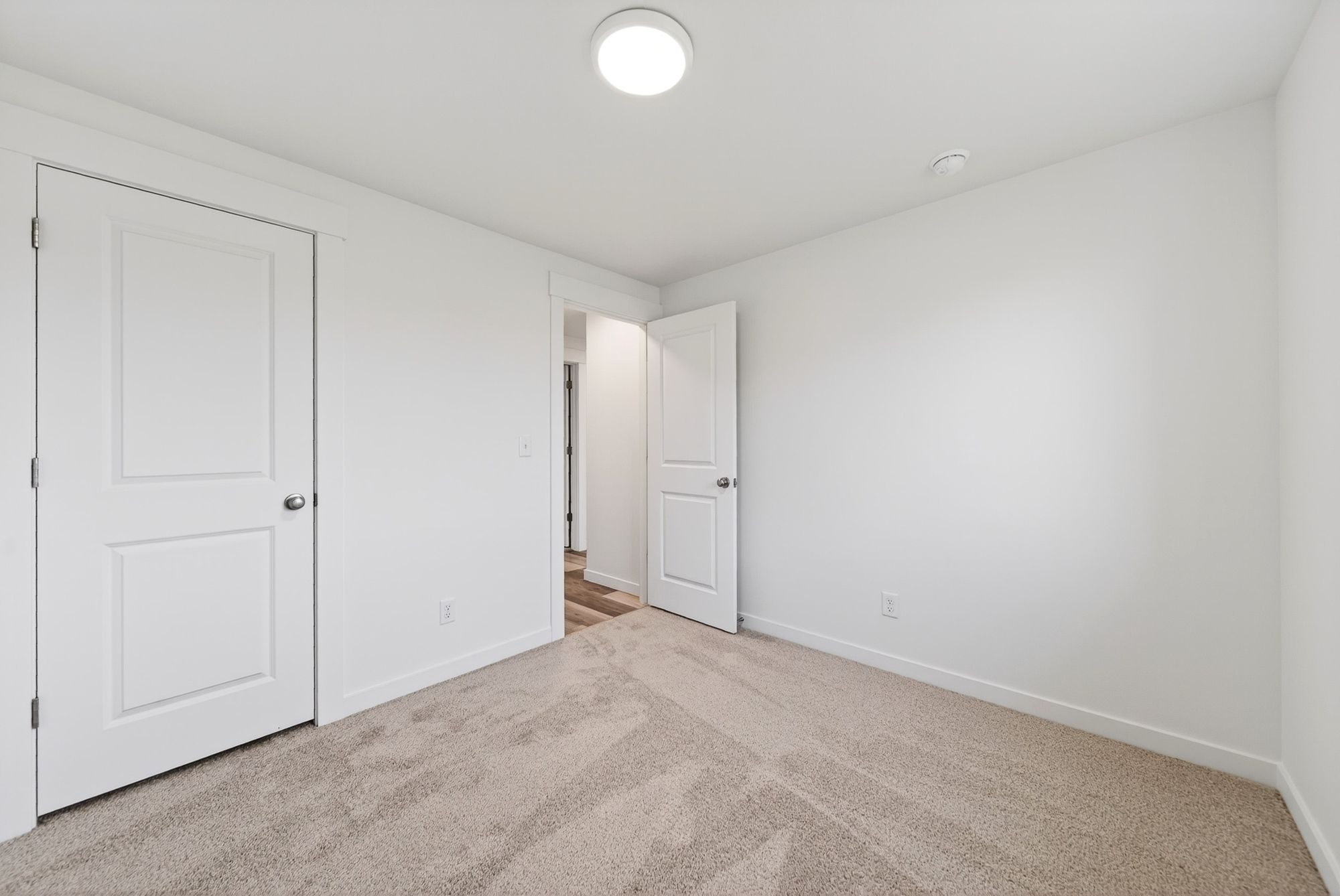 4322 W. Redhead Ave. Interior-24