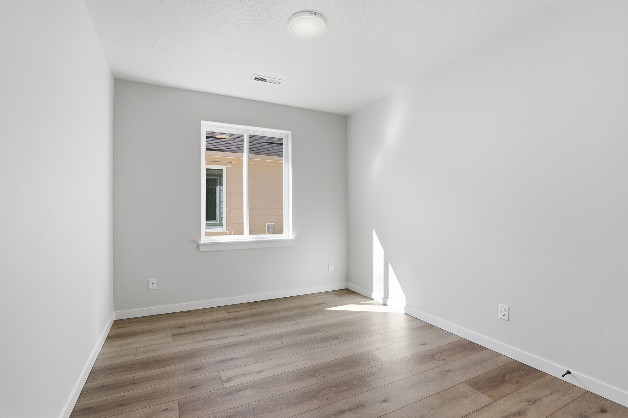 22_5345 n ainsworth ln 3