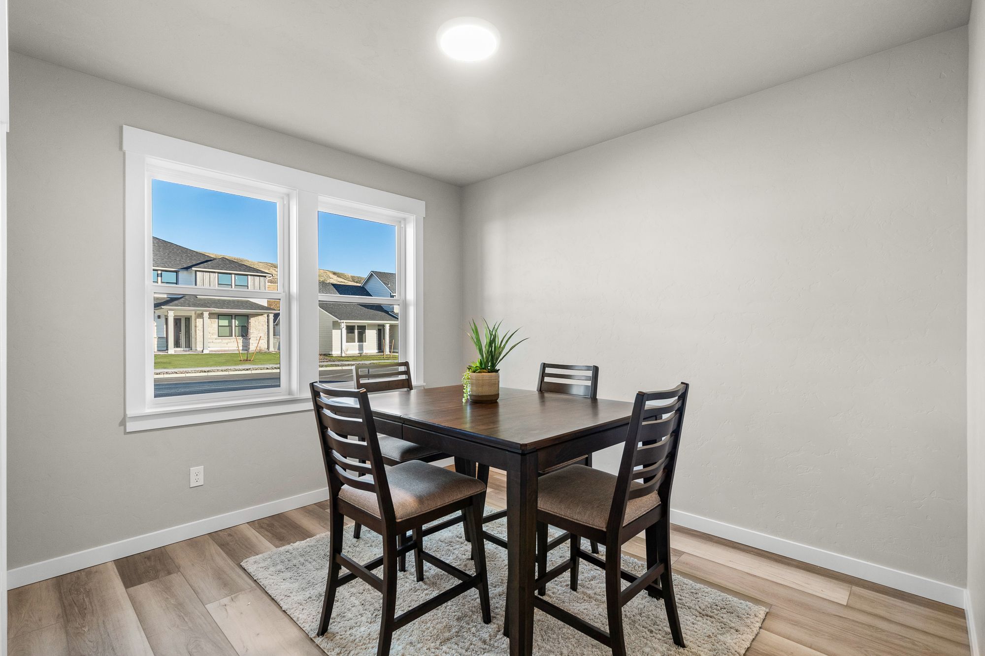 3747 Highview St - Print Ready (1 of 33)-2-Edit