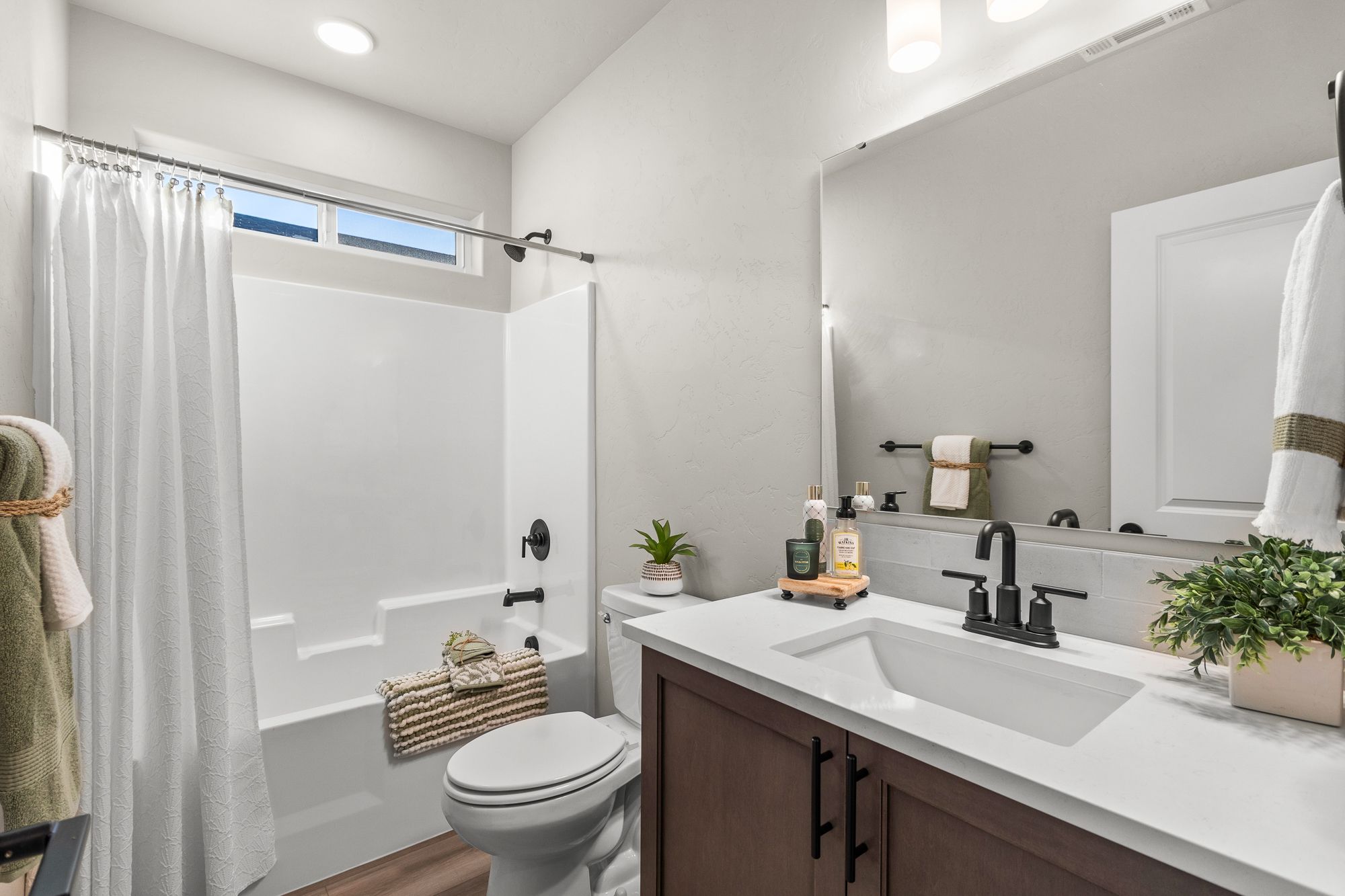 3747 Highview St - Print Ready (4 of 33)