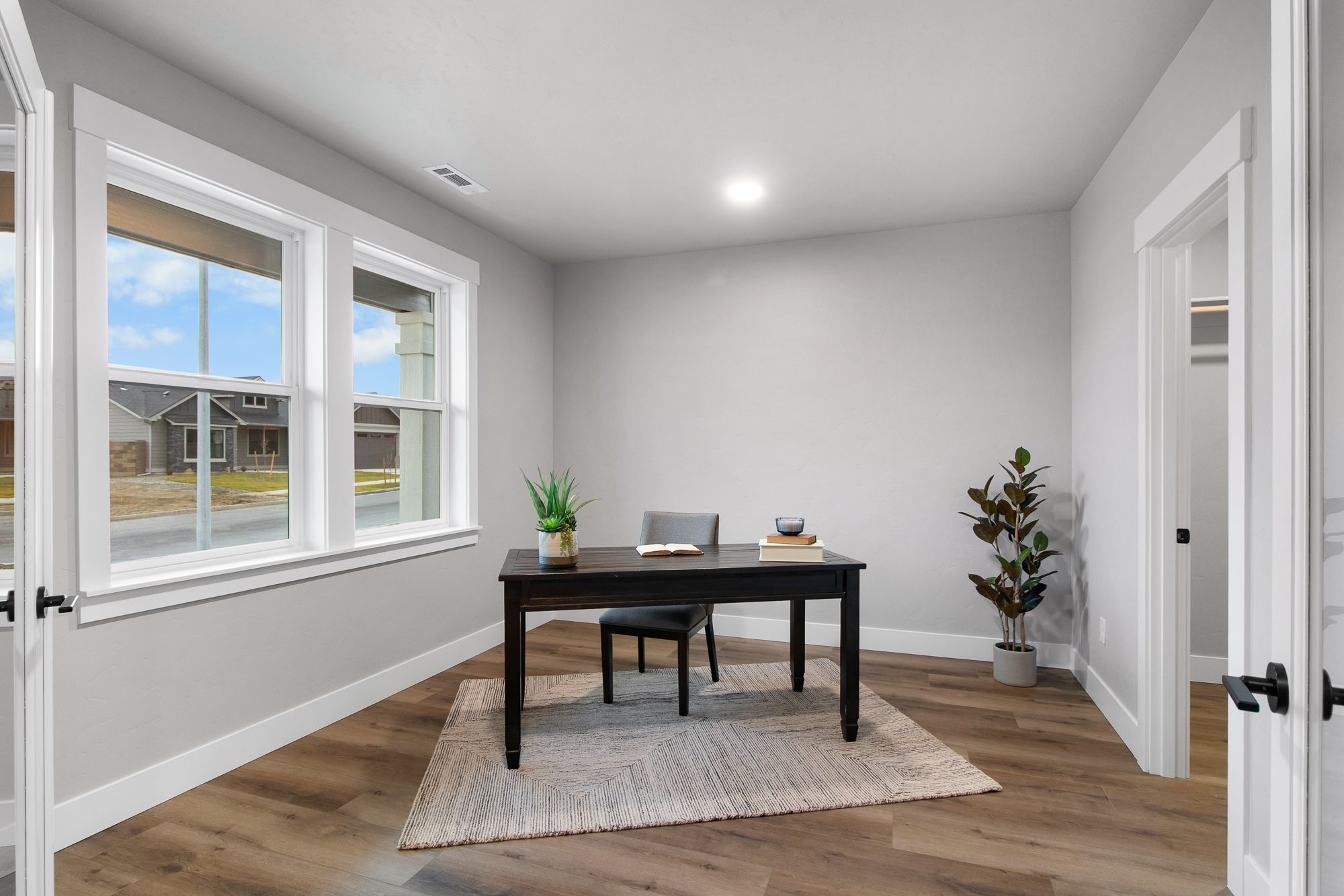 3606 Highview St - Print Ready (3 of 49)-Edit