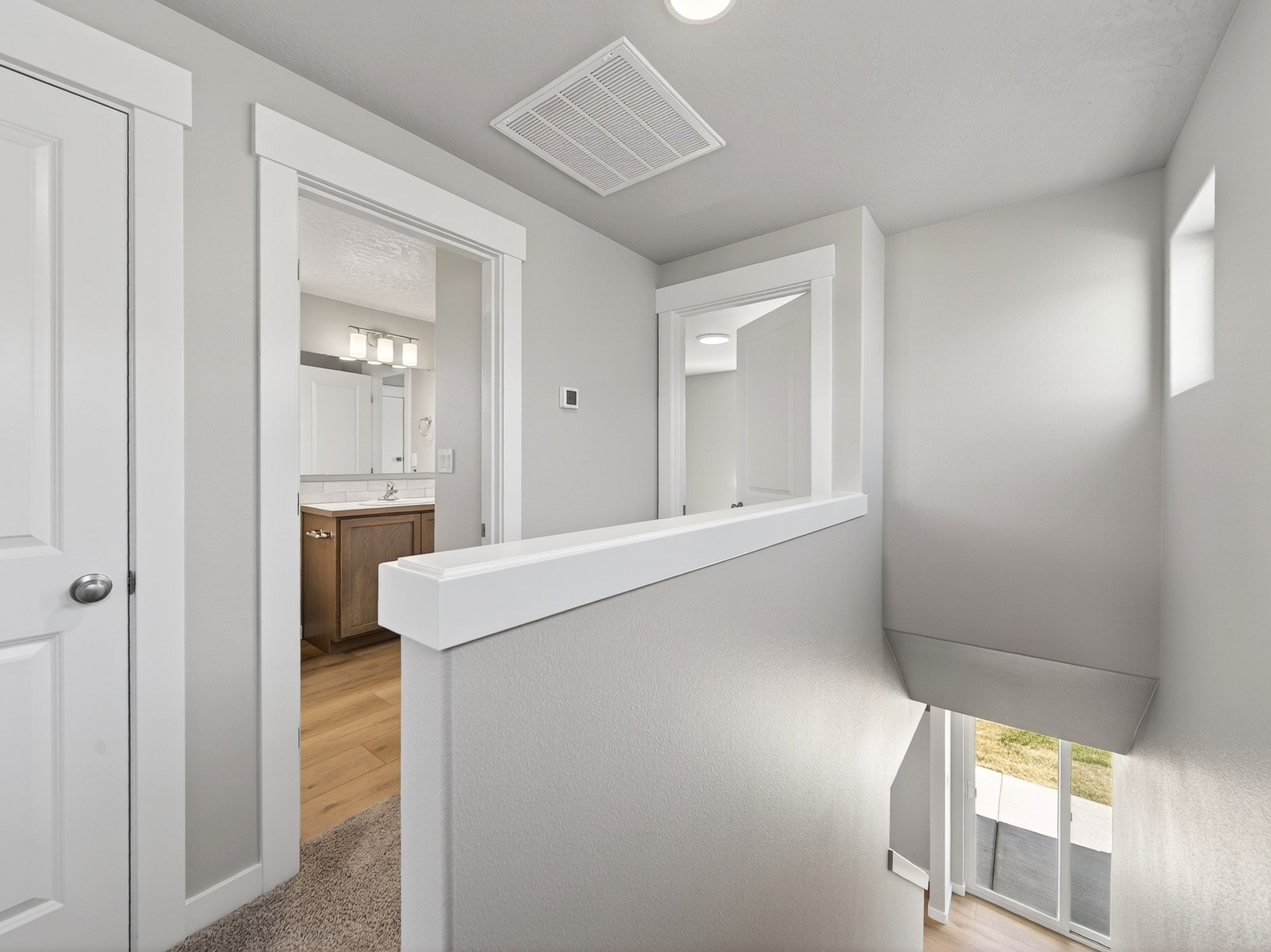 374 Aeon Ave-21
