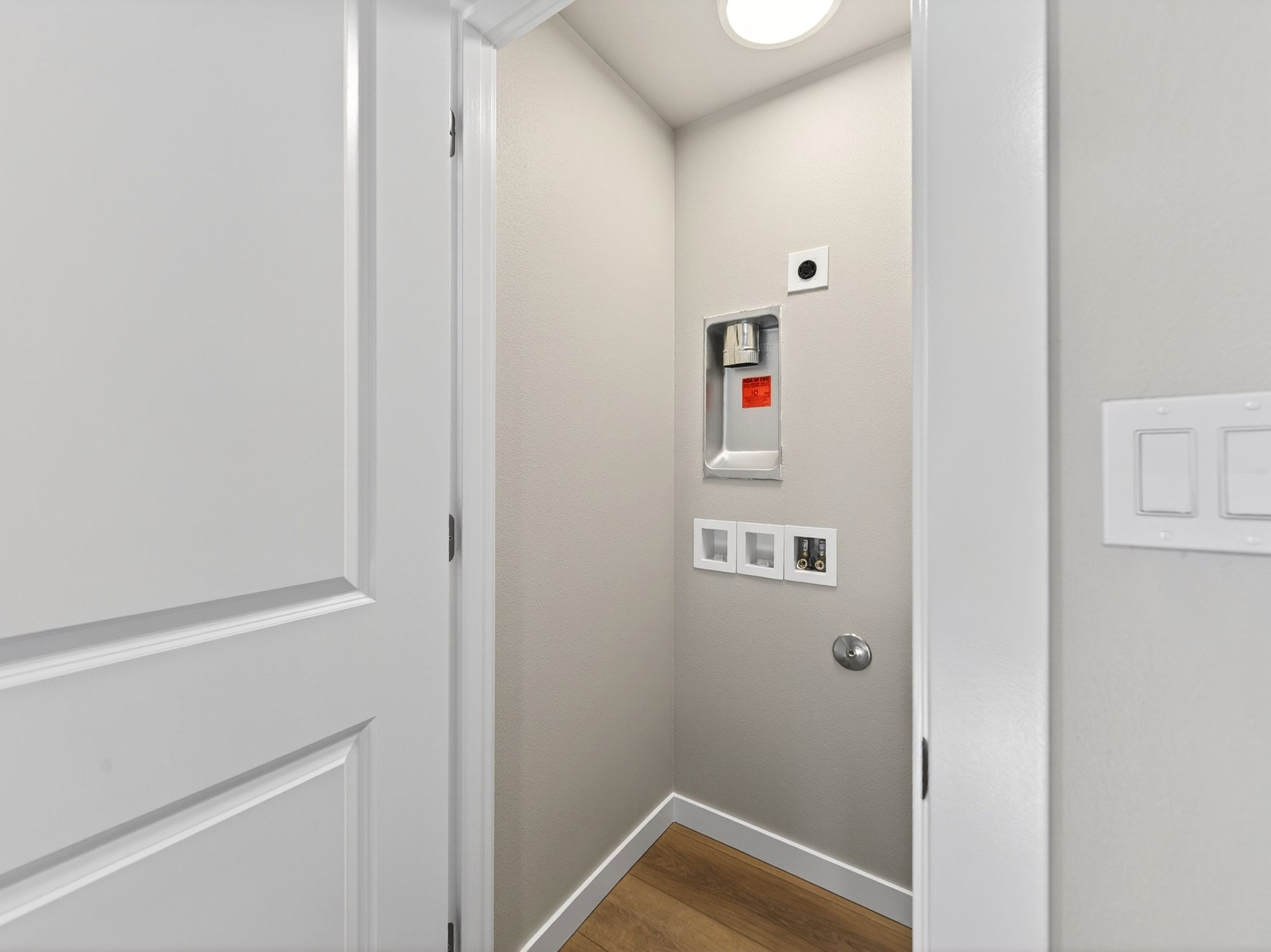 374 Aeon Ave-20