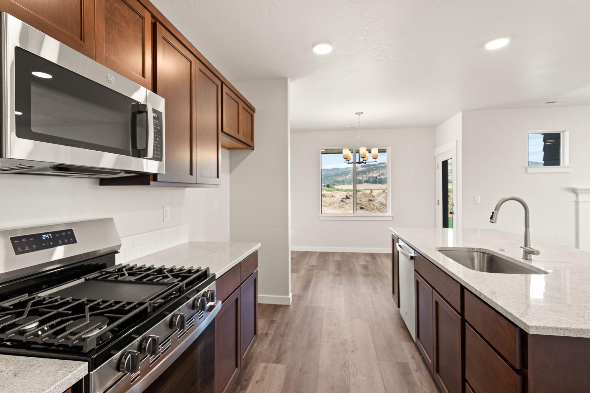 3670-luchu-st-medford-or-97504-lot-92-11