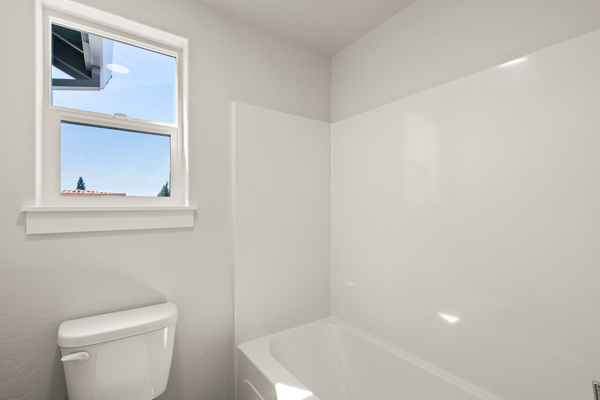 3670-luchu-st-medford-or-97504-lot-92-23