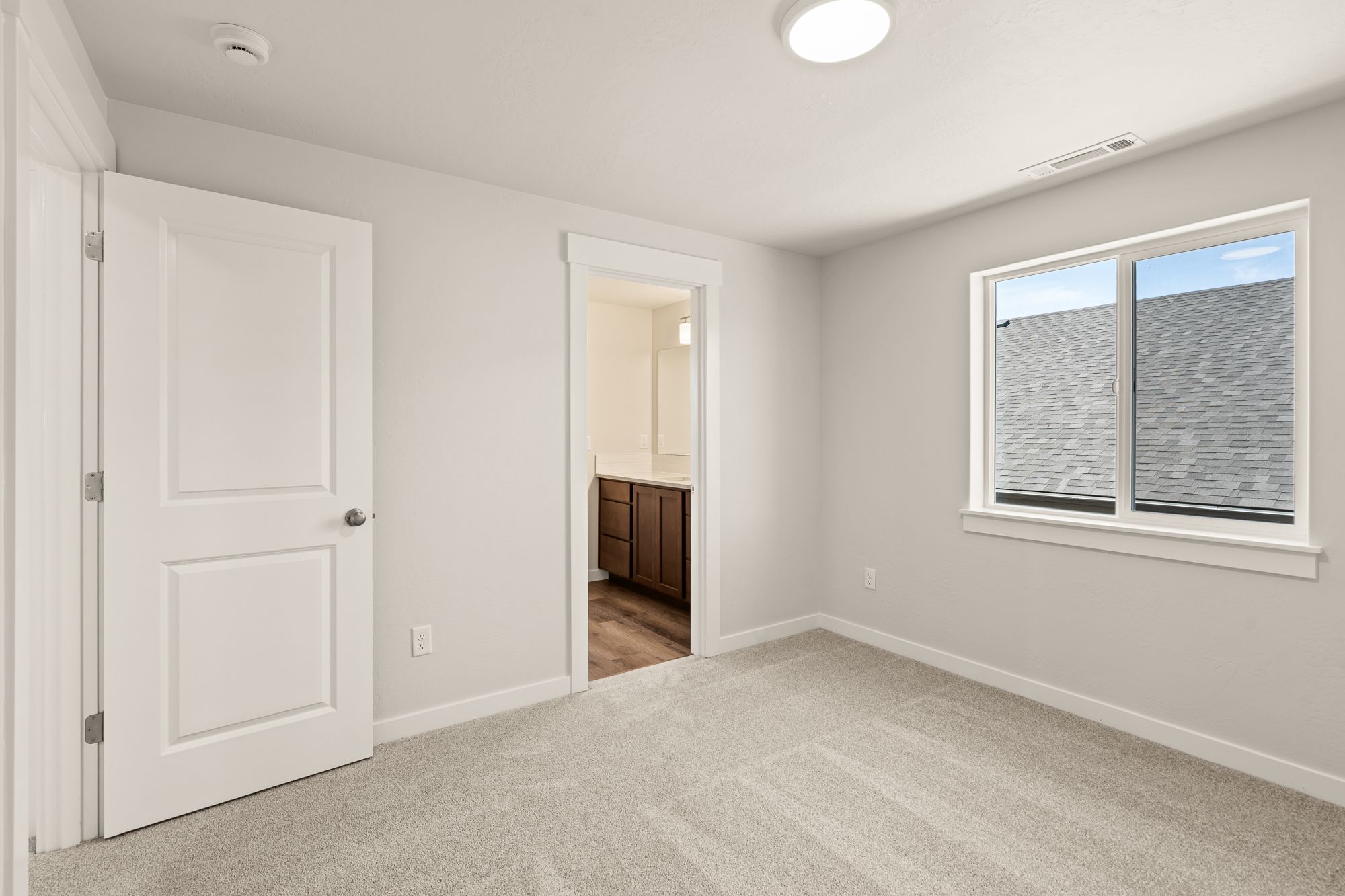 3670-luchu-st-medford-or-97504-lot-92-25