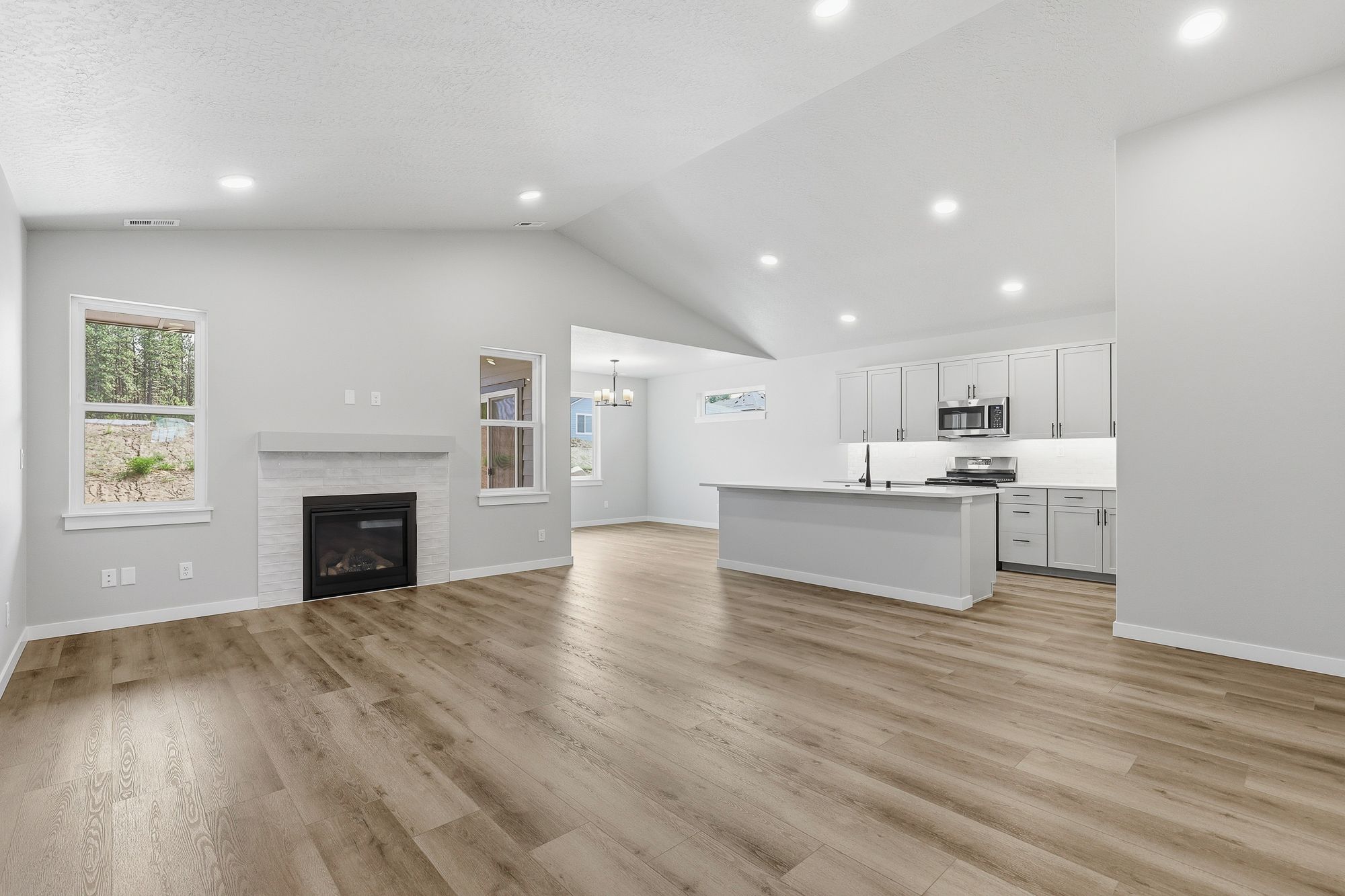 5_1517 w 67th ave