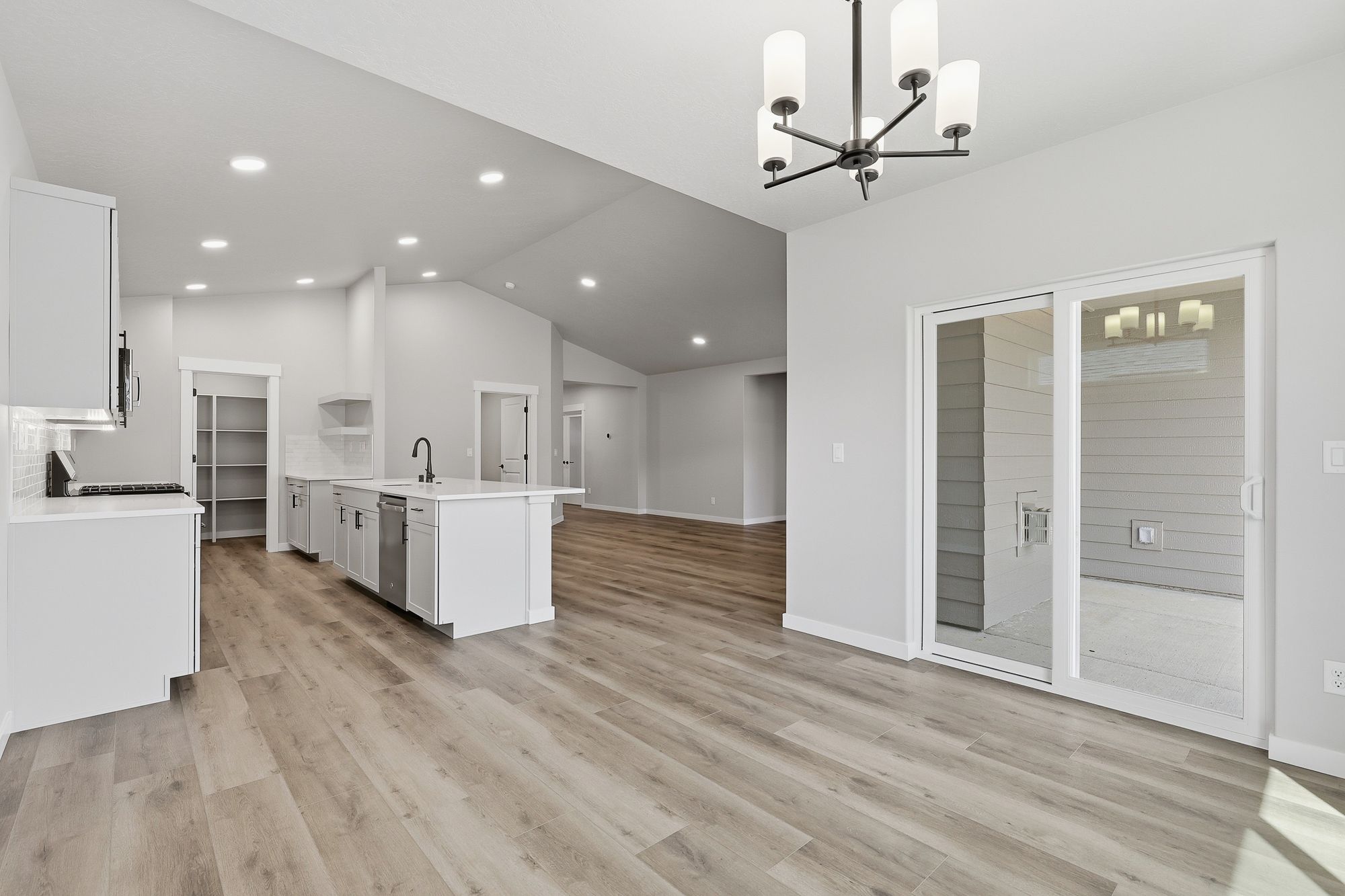 8_1517 w 67th ave