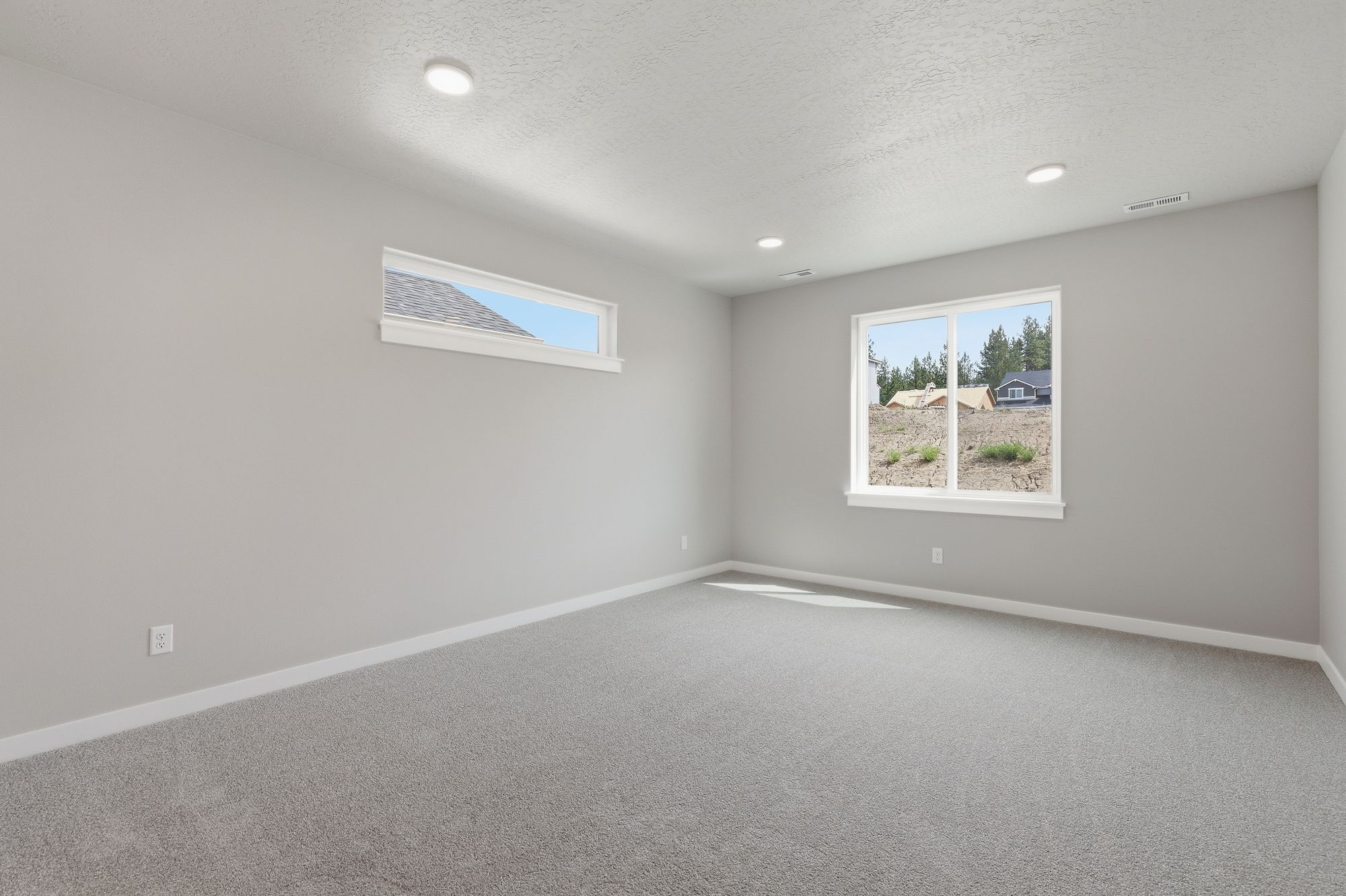 12_1517 w 67th ave