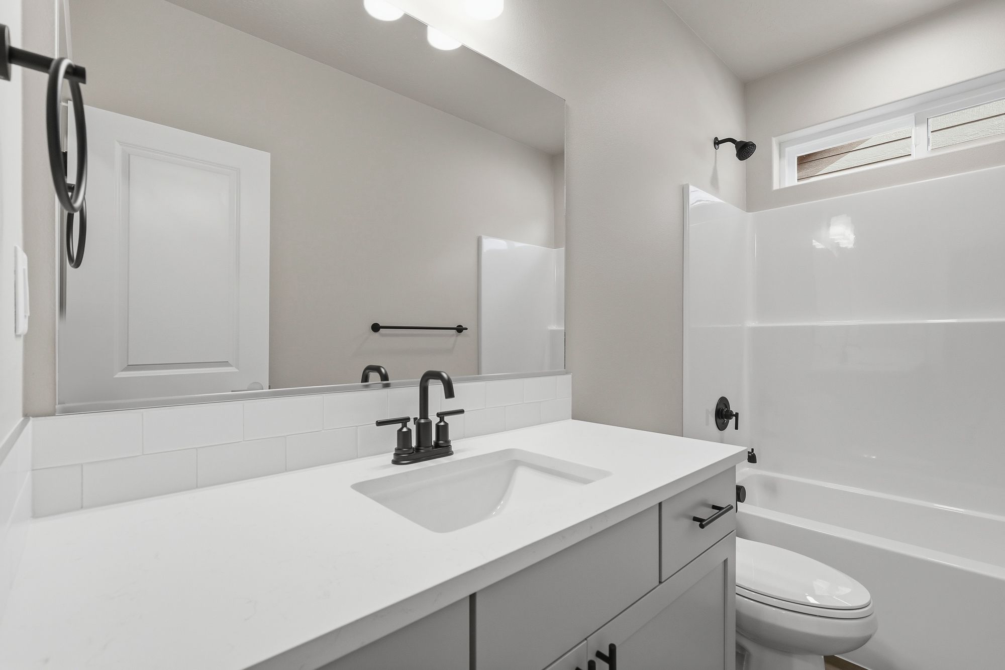 24_1517 w 67th ave