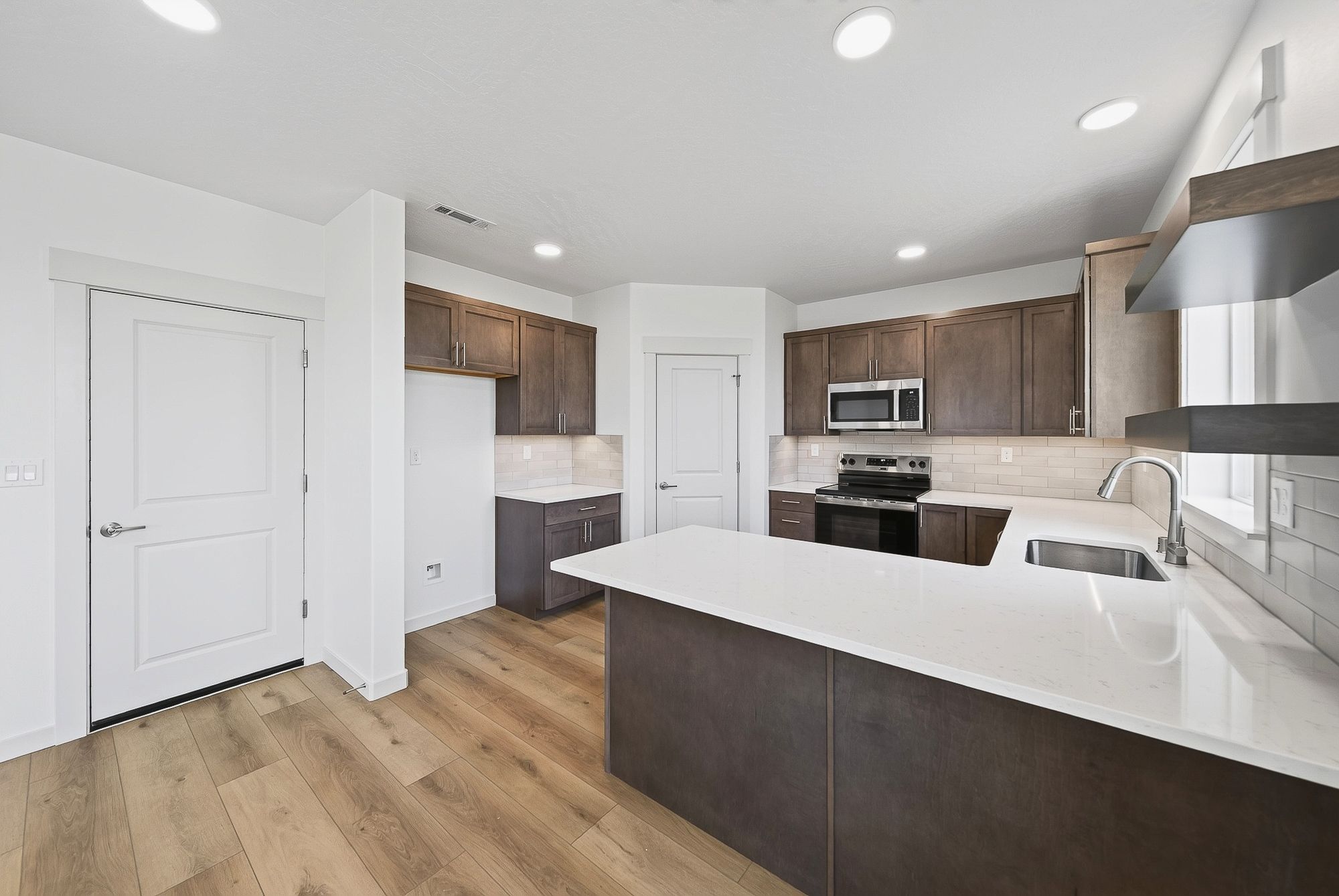 1601 SW Kelandren-13
