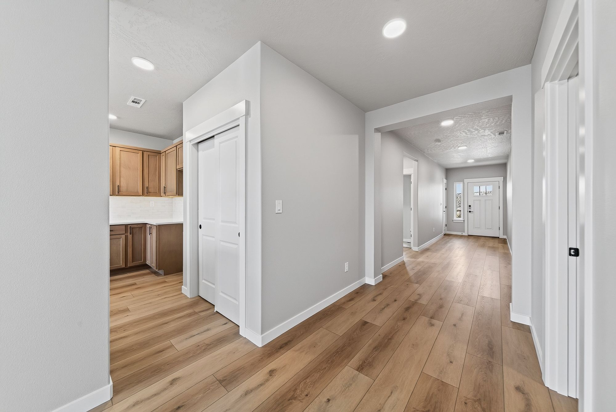 7160 W 24th Ave-19