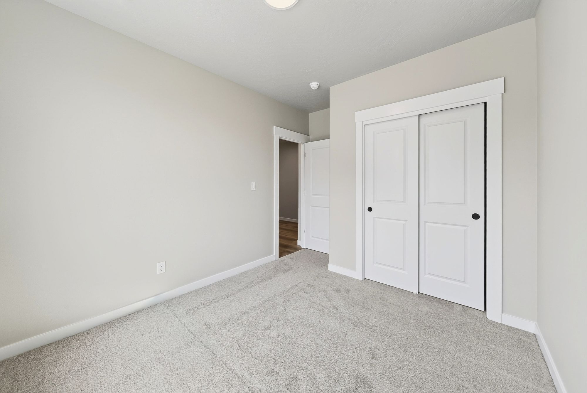 7160 W 24th Ave-34