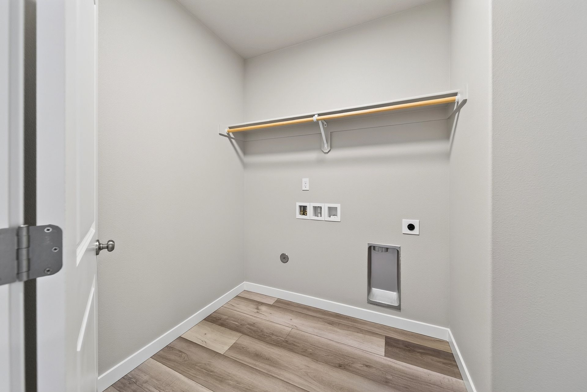 7142 W 24th Ave-24