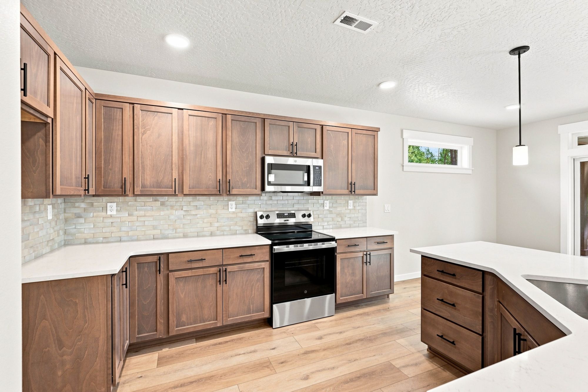 11_302 apple tree ct