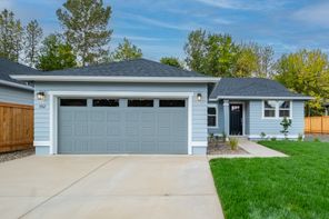 3182 S 13th St (The Clearwater)
