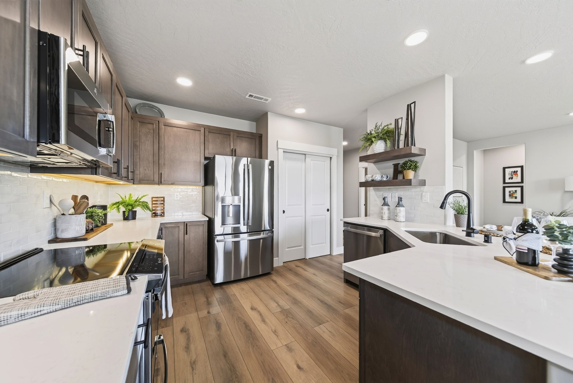 6891 W 24th Ave-8