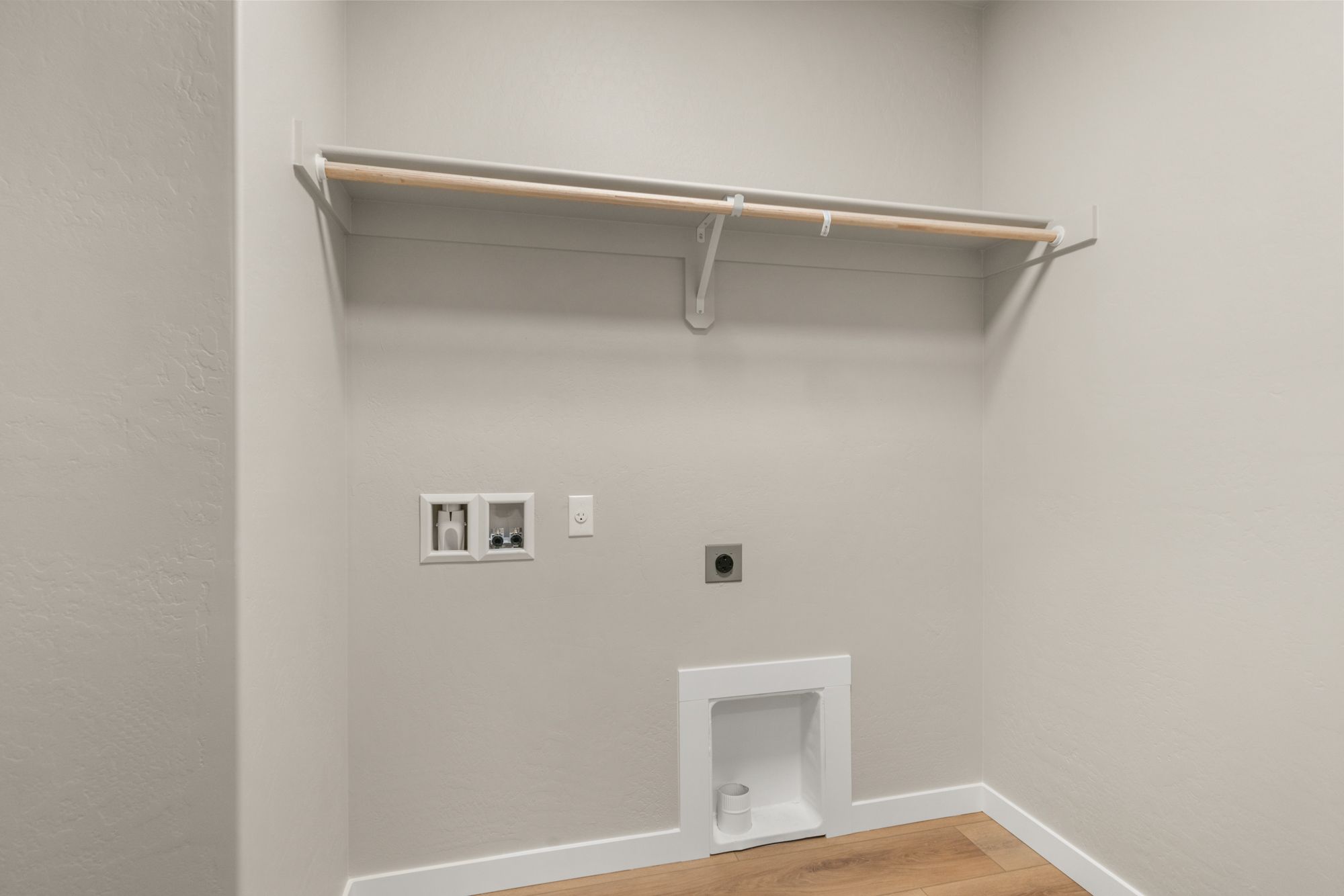 8_3687 luchu st-07