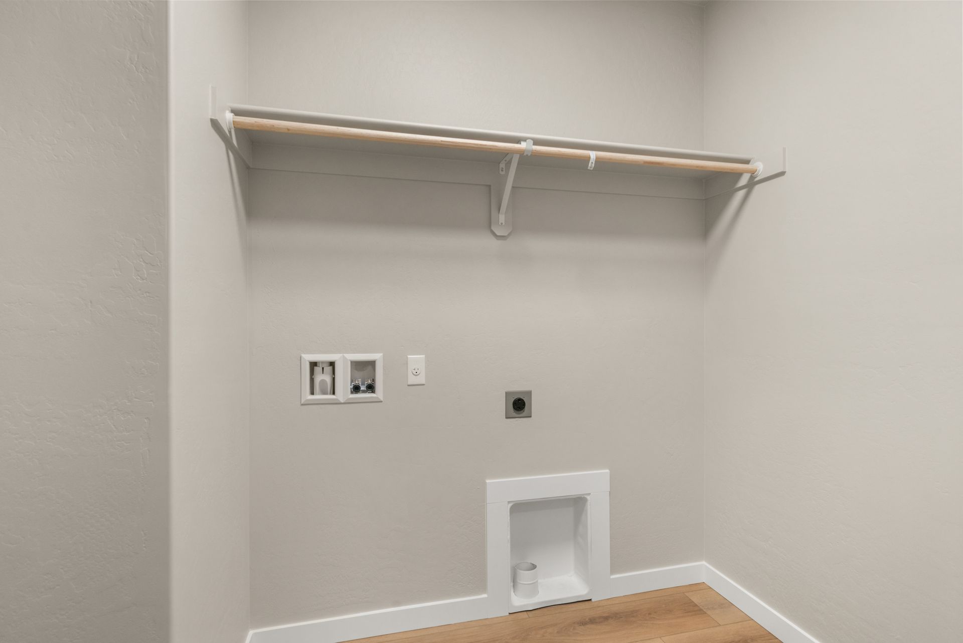 8_3687 luchu st-07