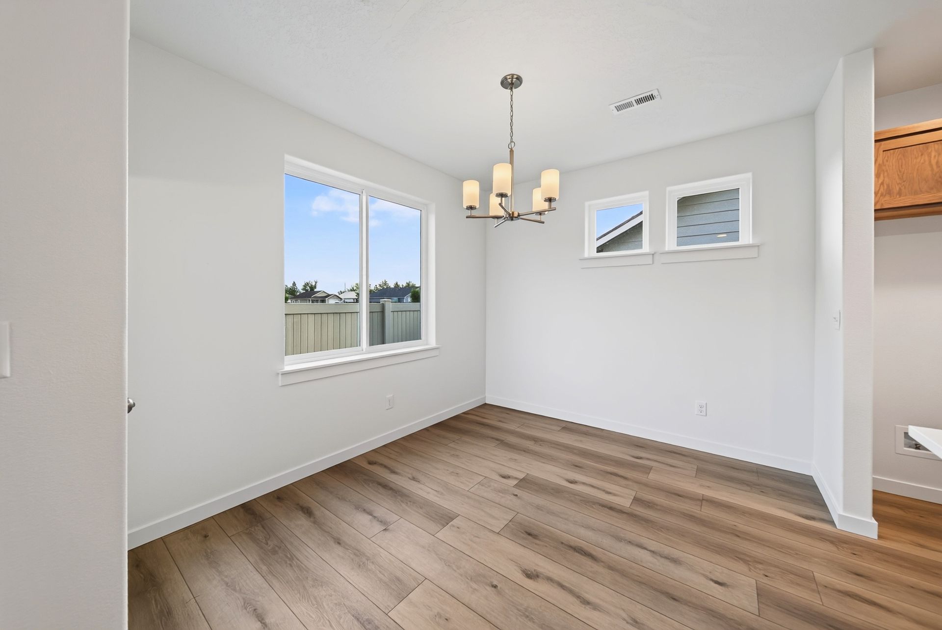 2024 Oak-8