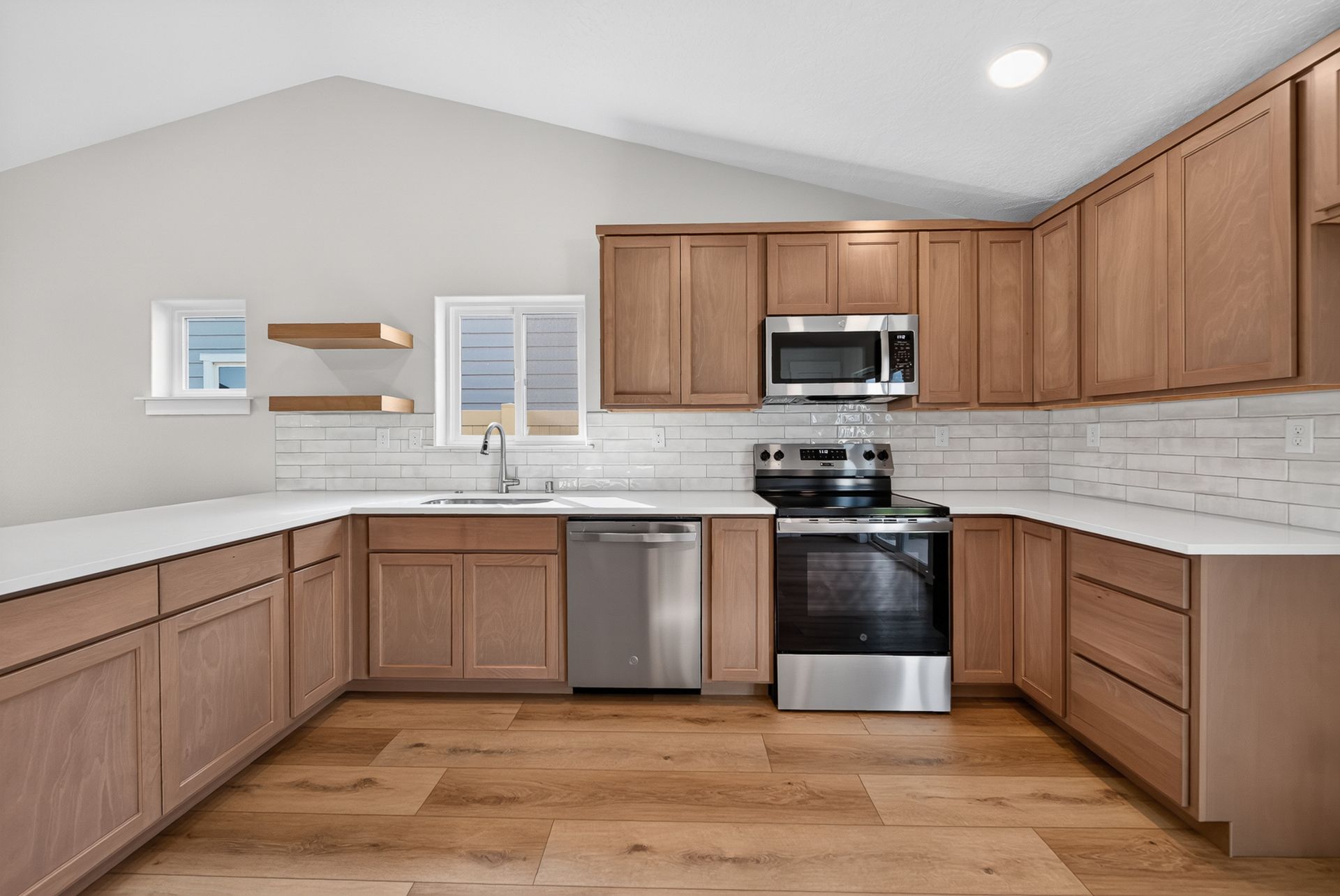 6608 Desert Ridge-7