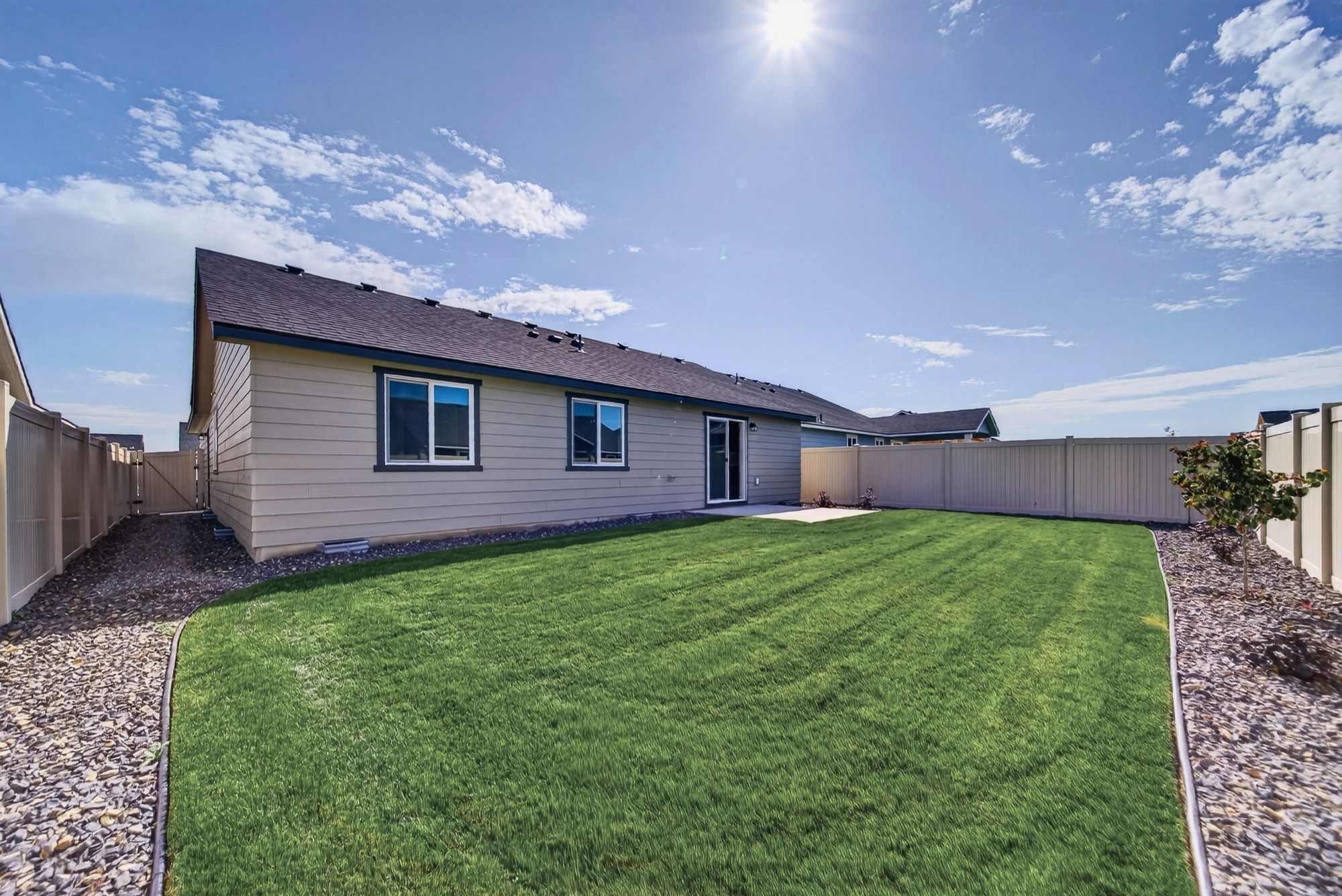 6608 Desert Ridge-27