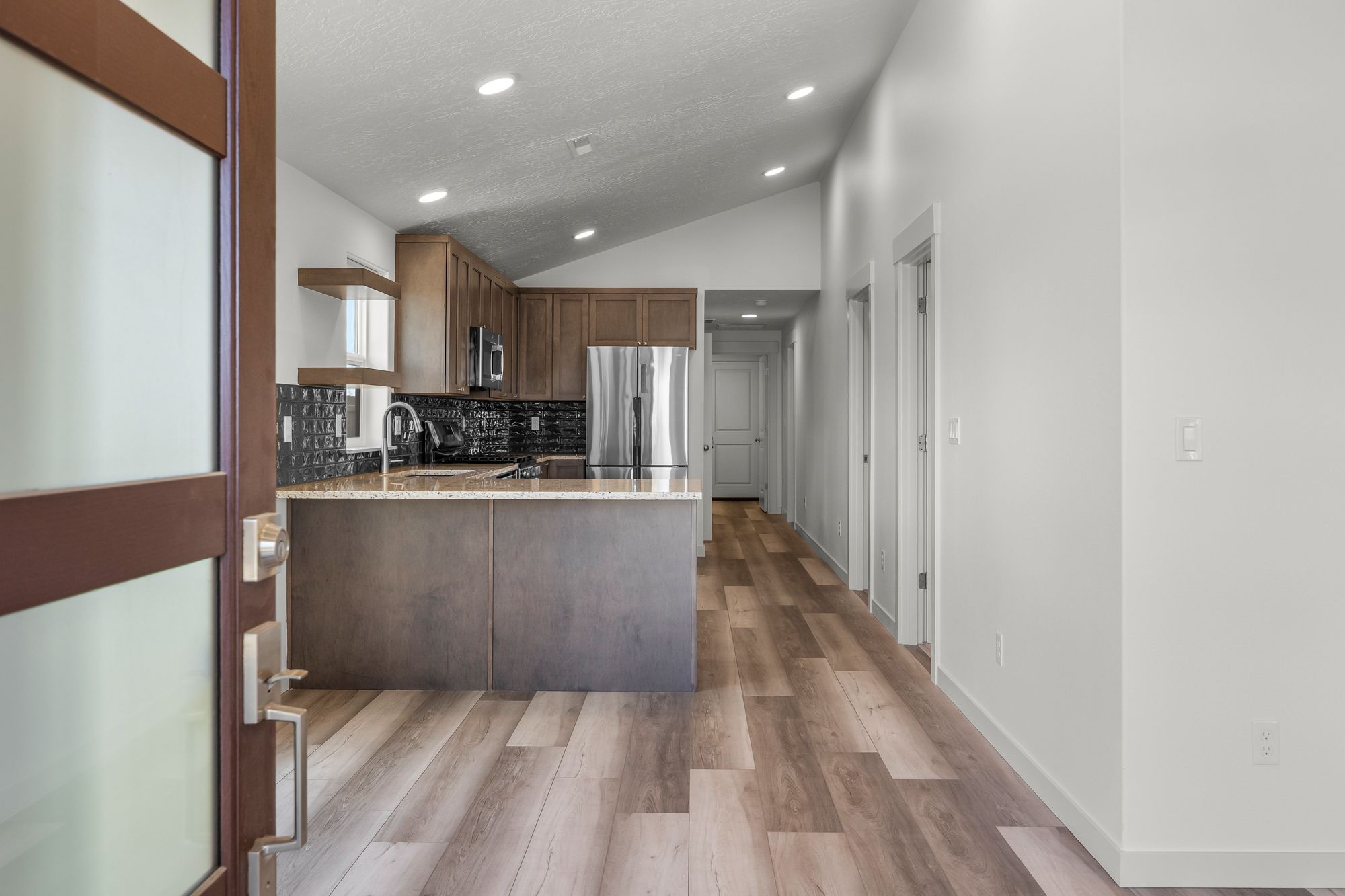 2026_10_10_2822_nw_sterling_ave_rdm-5