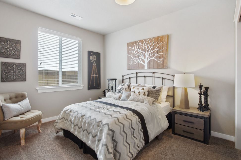 Stoneridge Encore - Bedroom 3
