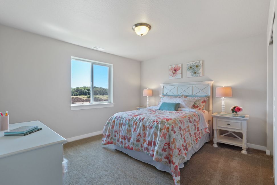 Stoneridge Encore - Bedroom 2