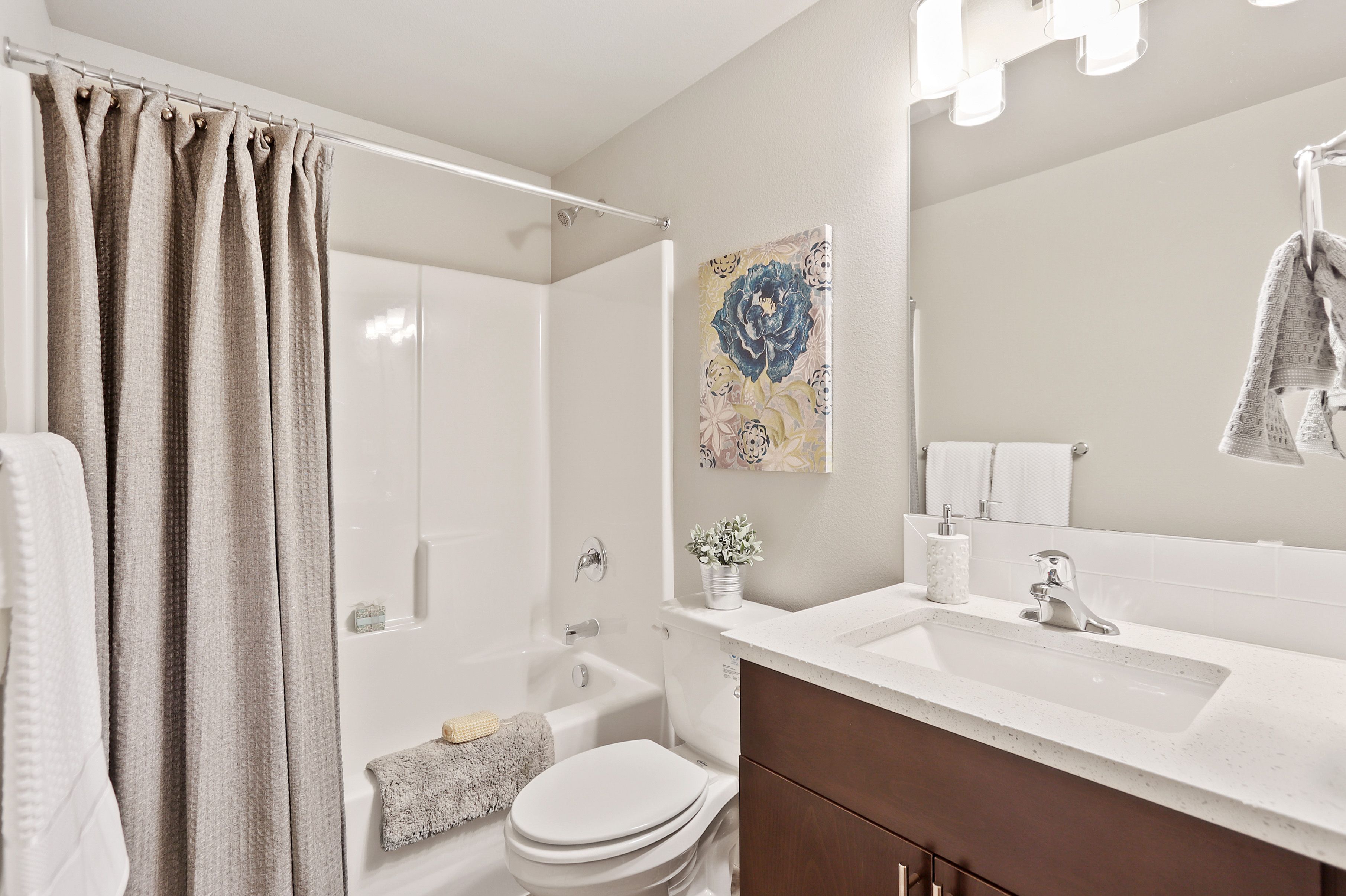 Aspen - Bathroom