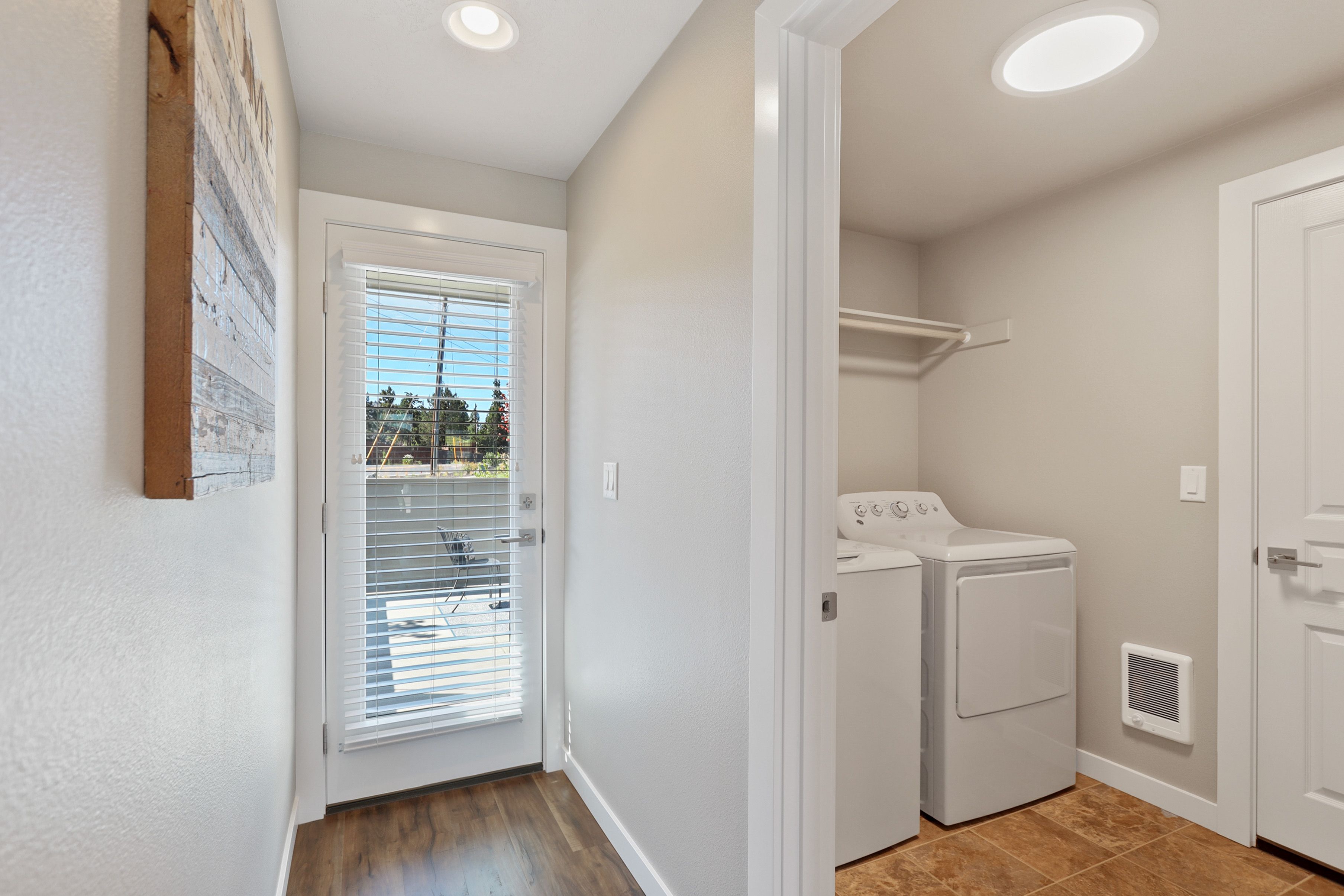 Aspen - Laundry Room 2