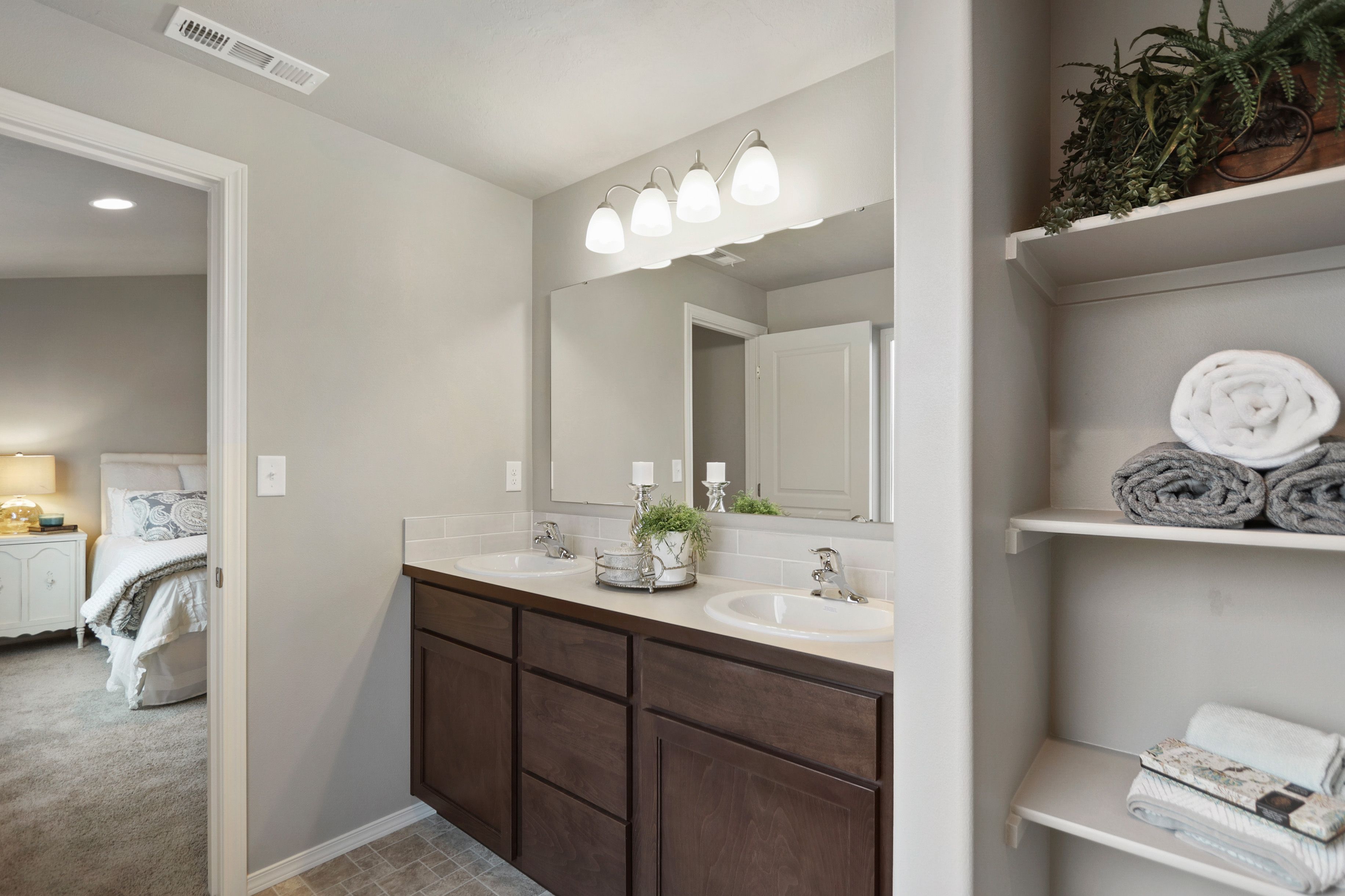 Dover - Main Bathroom 2