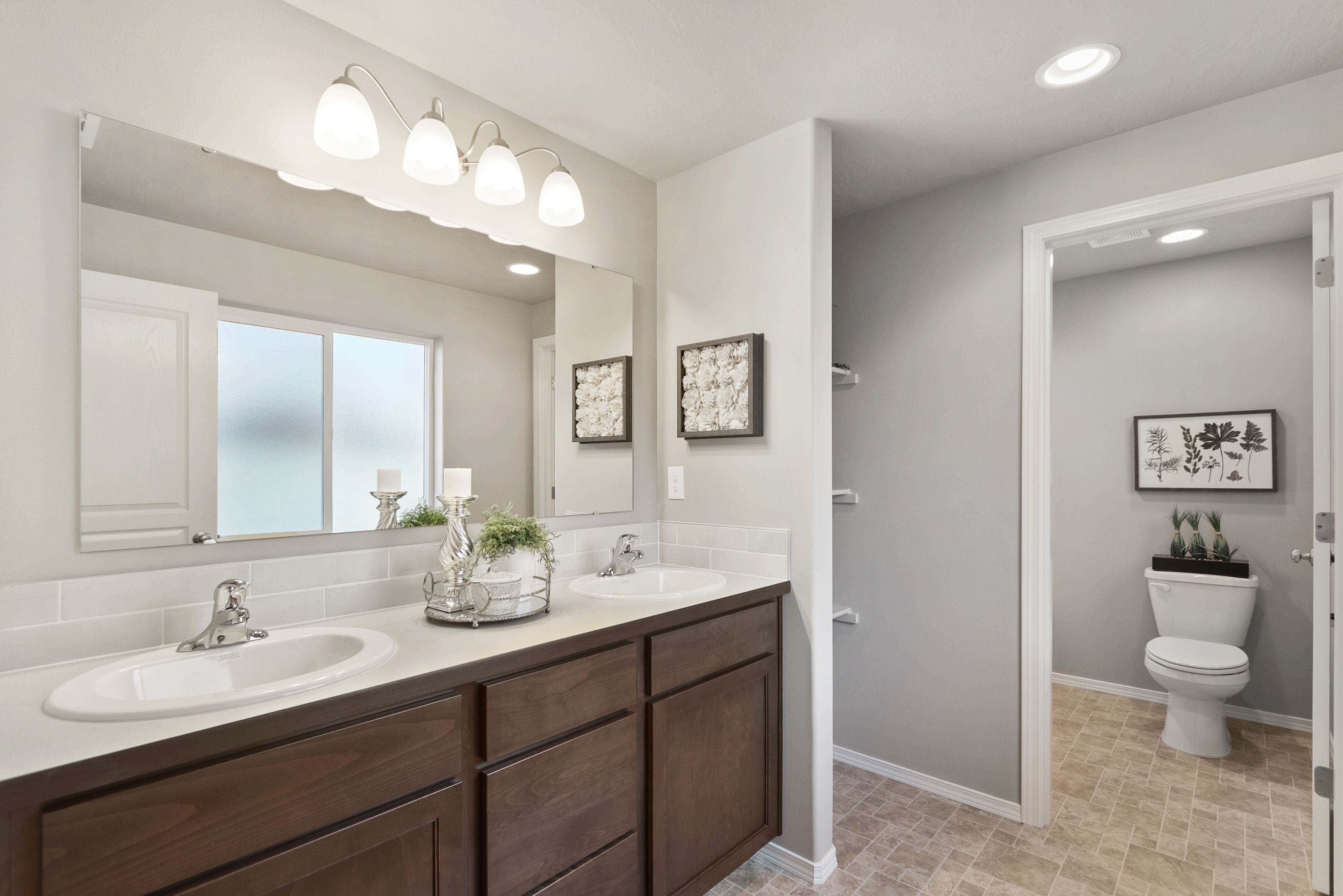 Dover - Main Bathroom