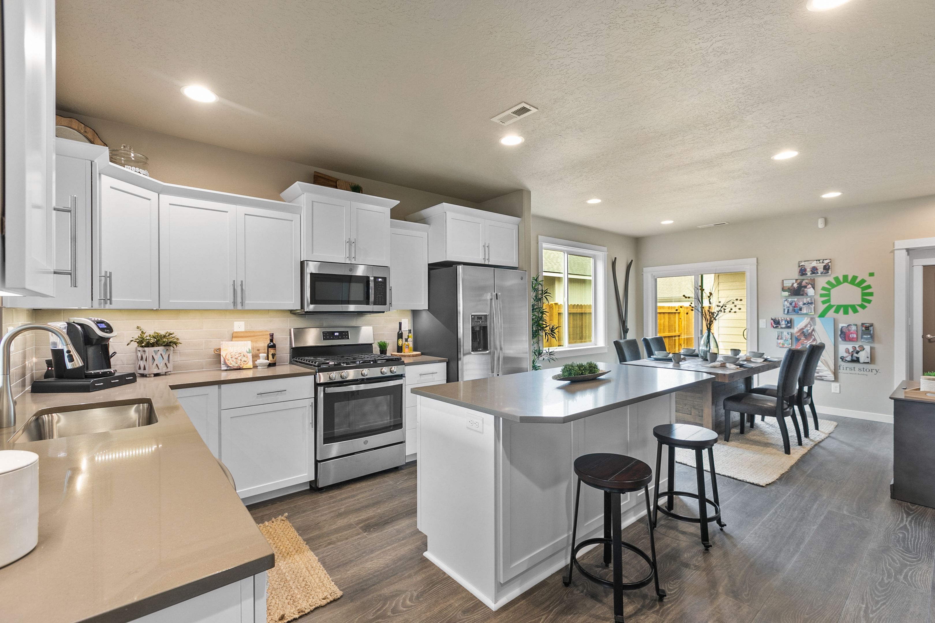 Targhee - Kitchen